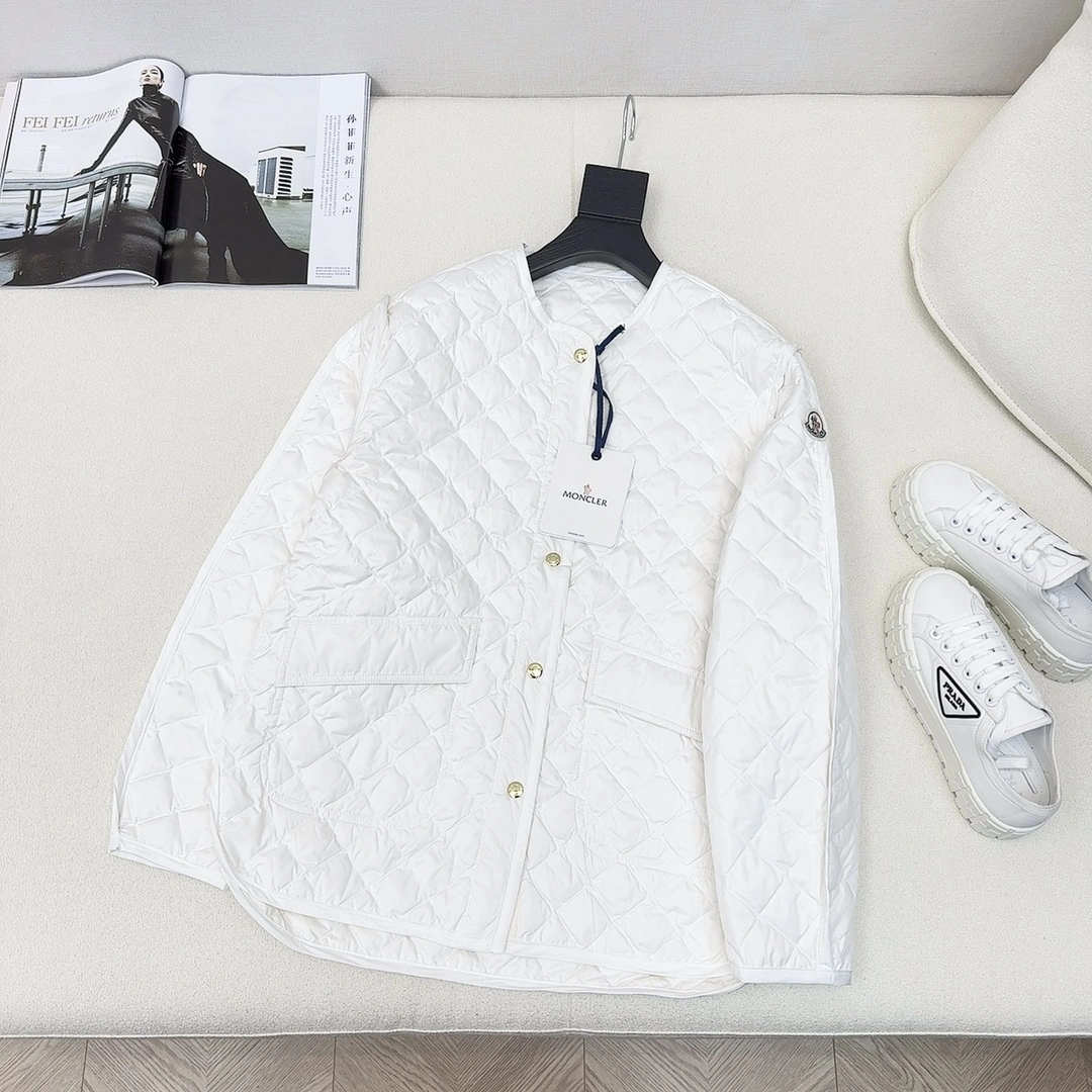 TravelReady Moncler Down Jackets 146401