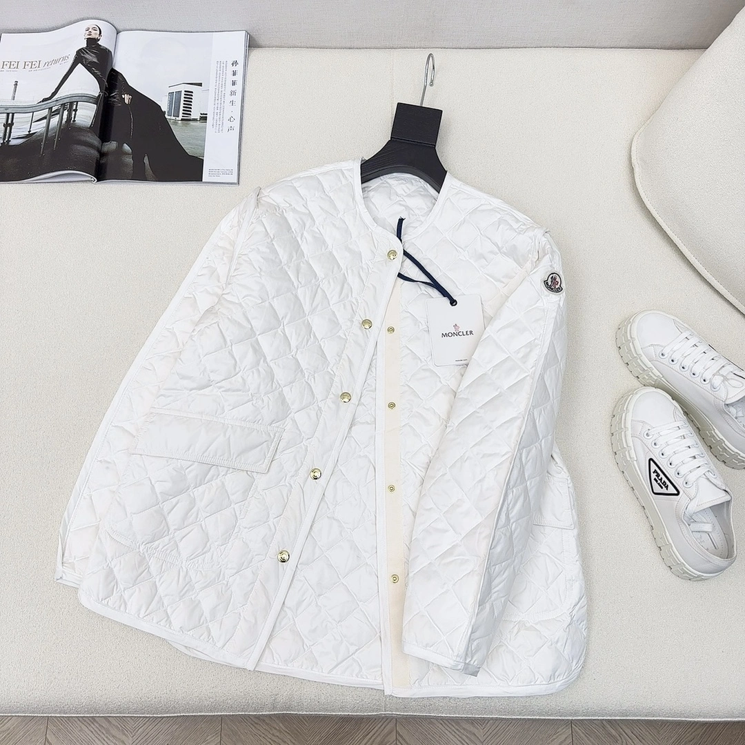TravelReady Moncler Down Jackets 146401