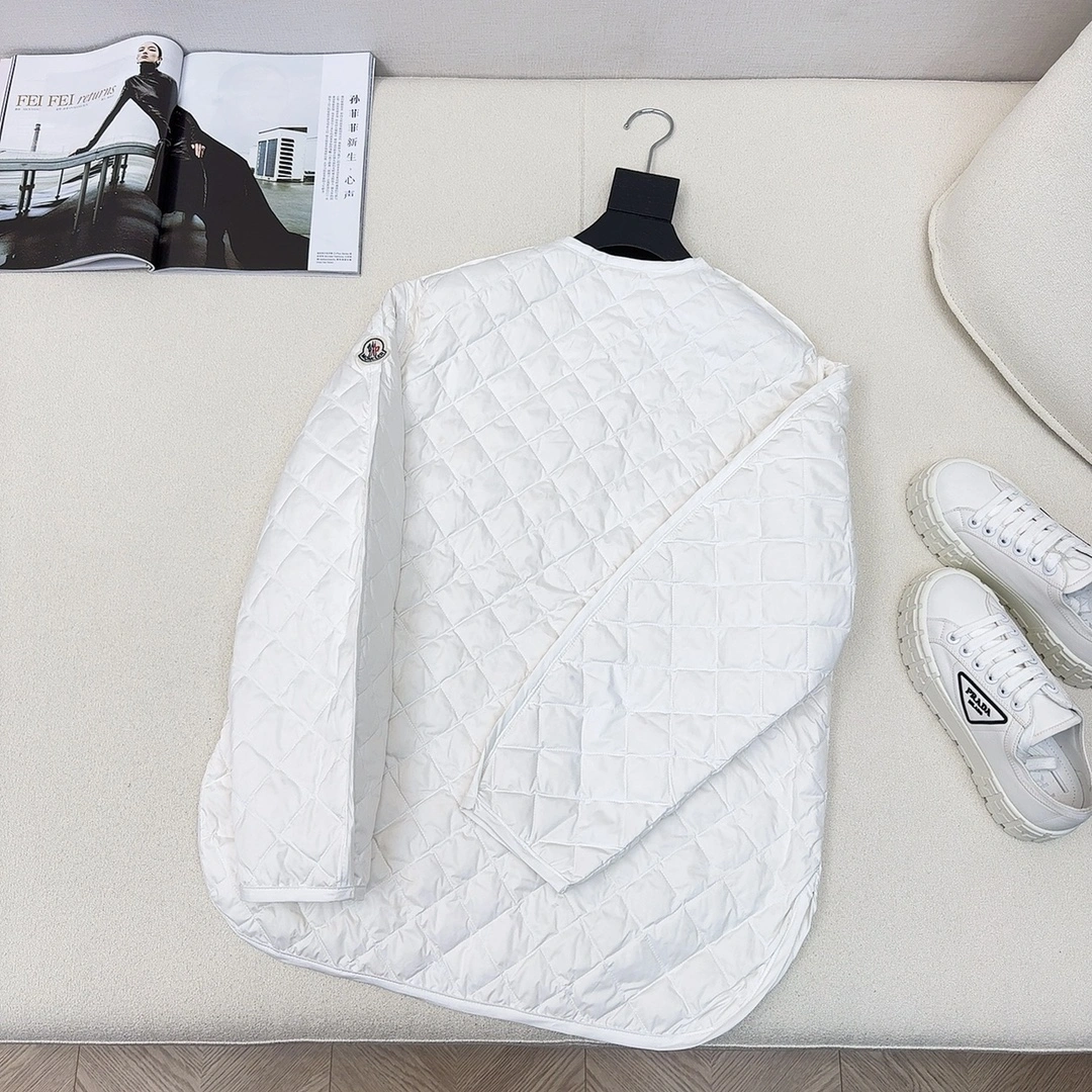 TravelReady Moncler Down Jackets 146401