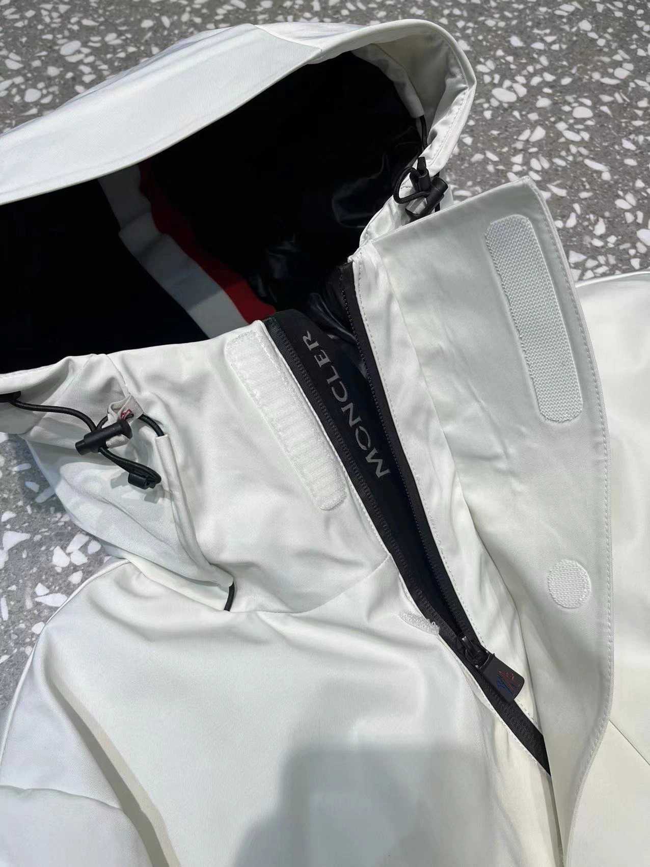 Moncler Down Jackets UrbanStyle 146415