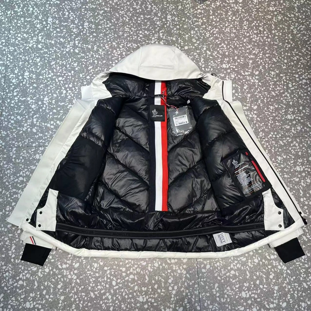Moncler Down Jackets UrbanStyle 146415