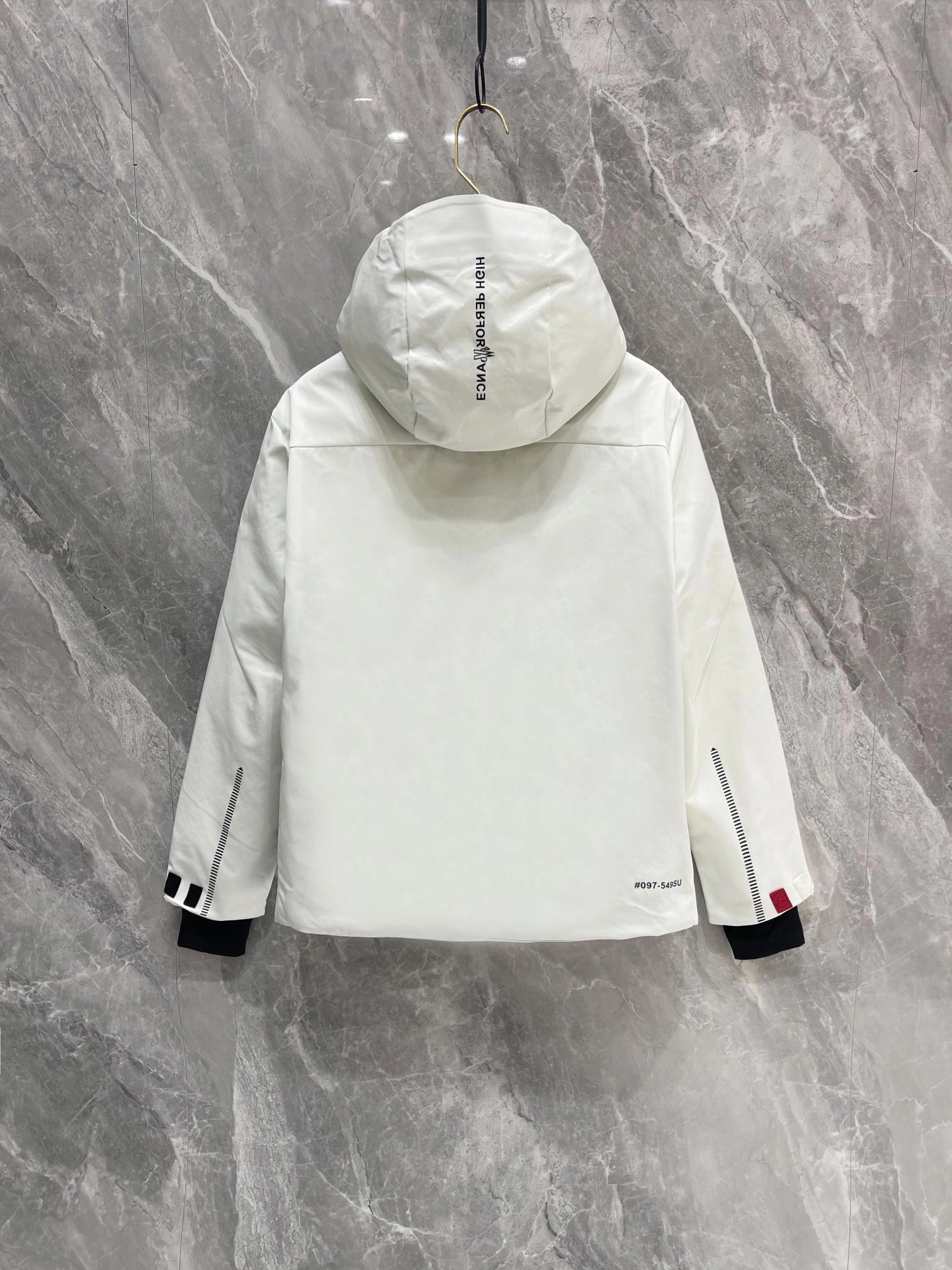 Comfortable Moncler Down Jackets 146406