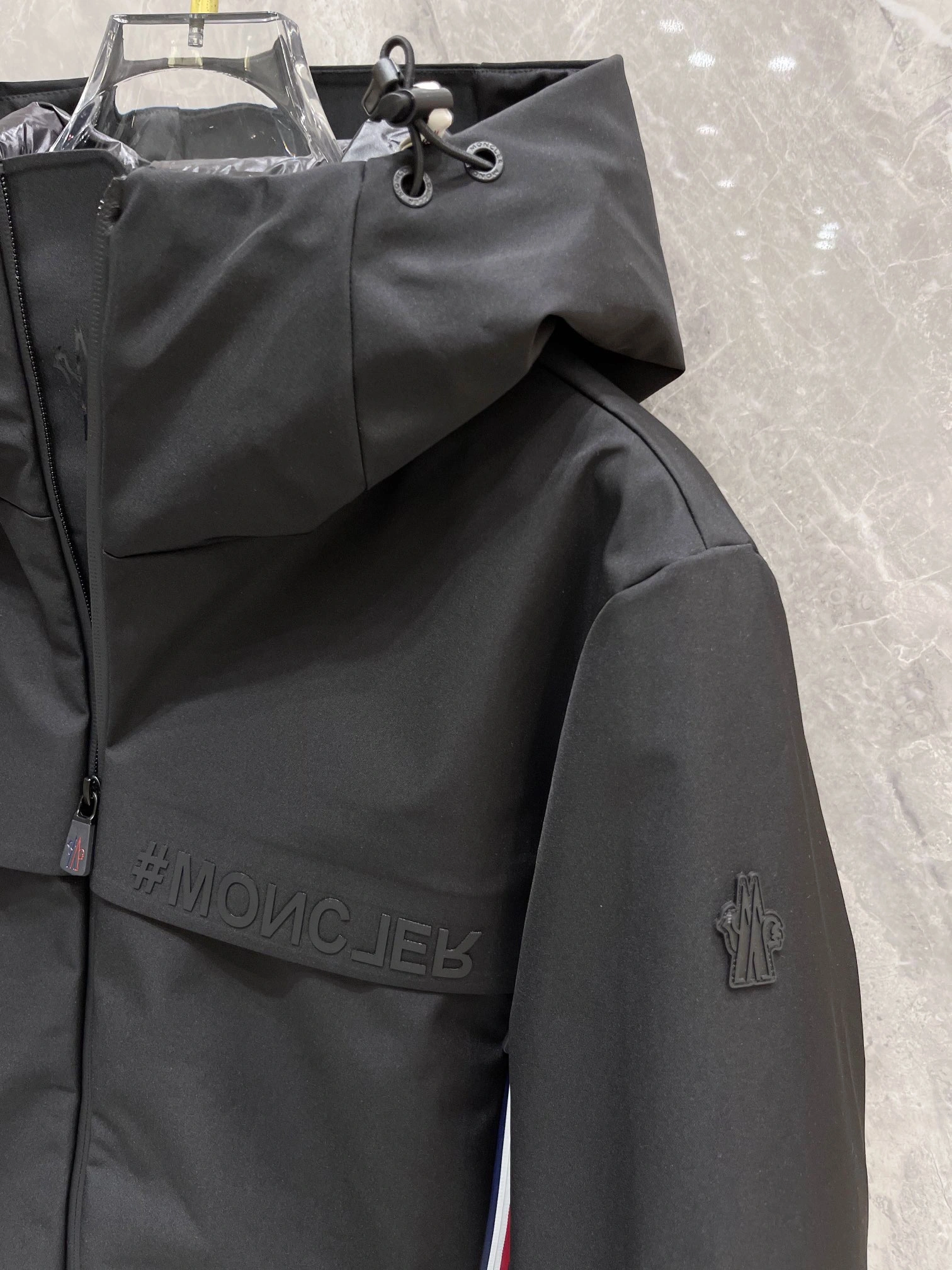 GoodFit Moncler Down Jackets 146399