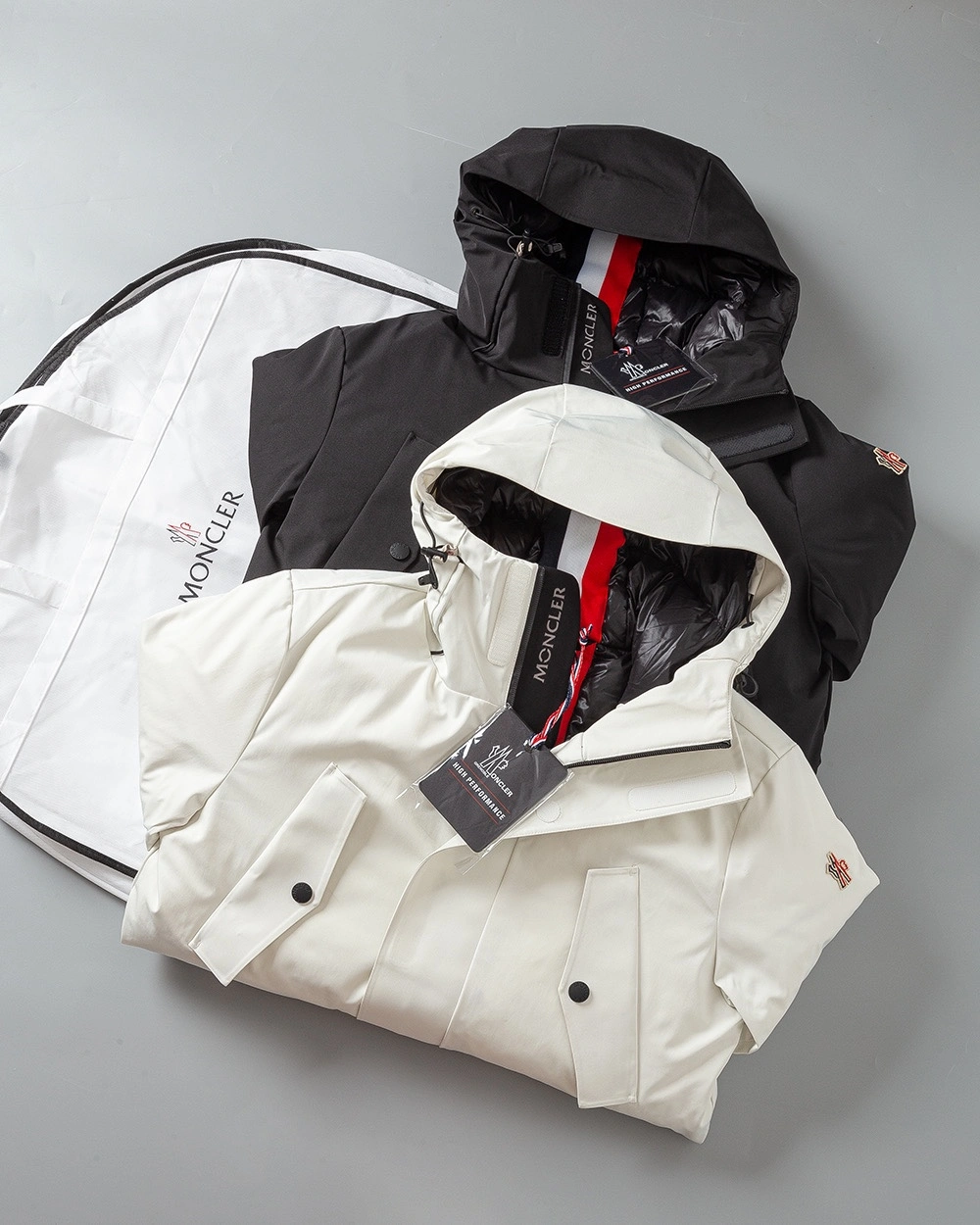 TravelReady Moncler Down Jackets 146394