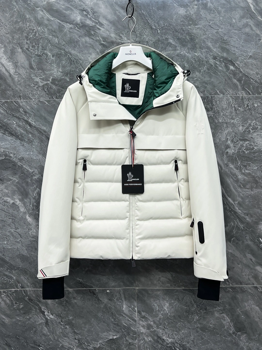Moncler Down Jackets StreetReady 146431