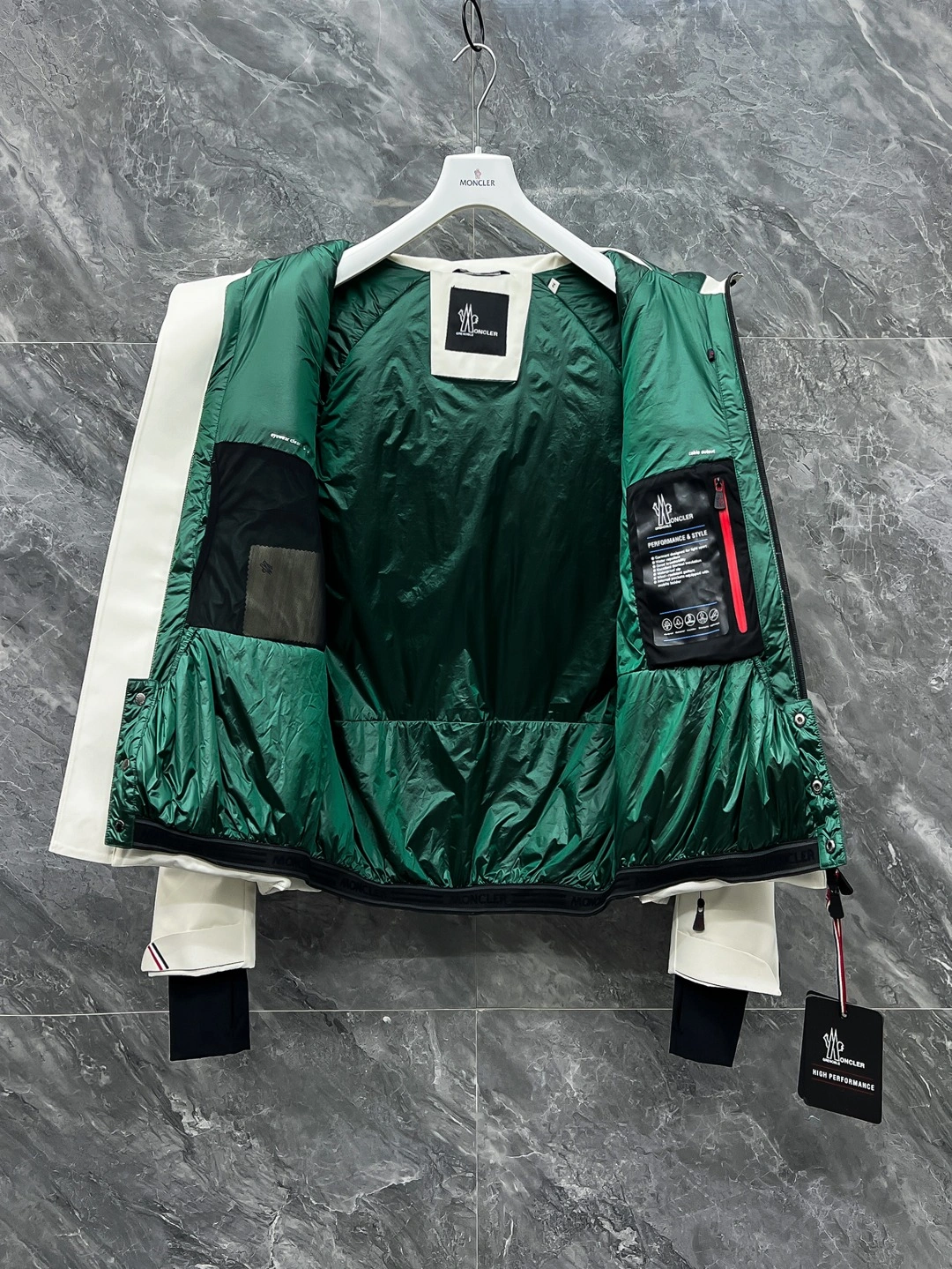 Moncler Down Jackets StreetReady 146431