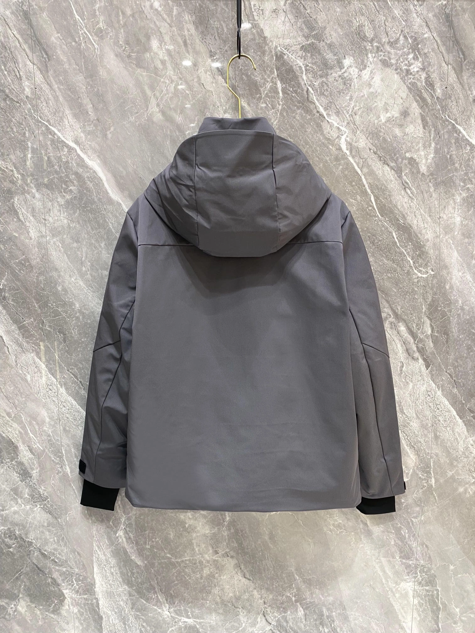 TimelessDesign Moncler Down Jackets 146390