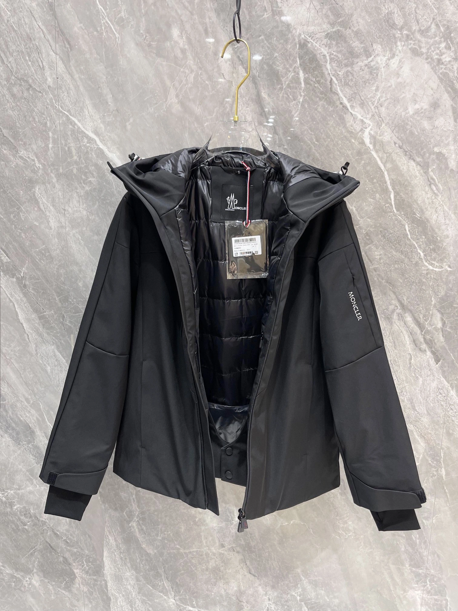 TravelReady Moncler Down Jackets 146389