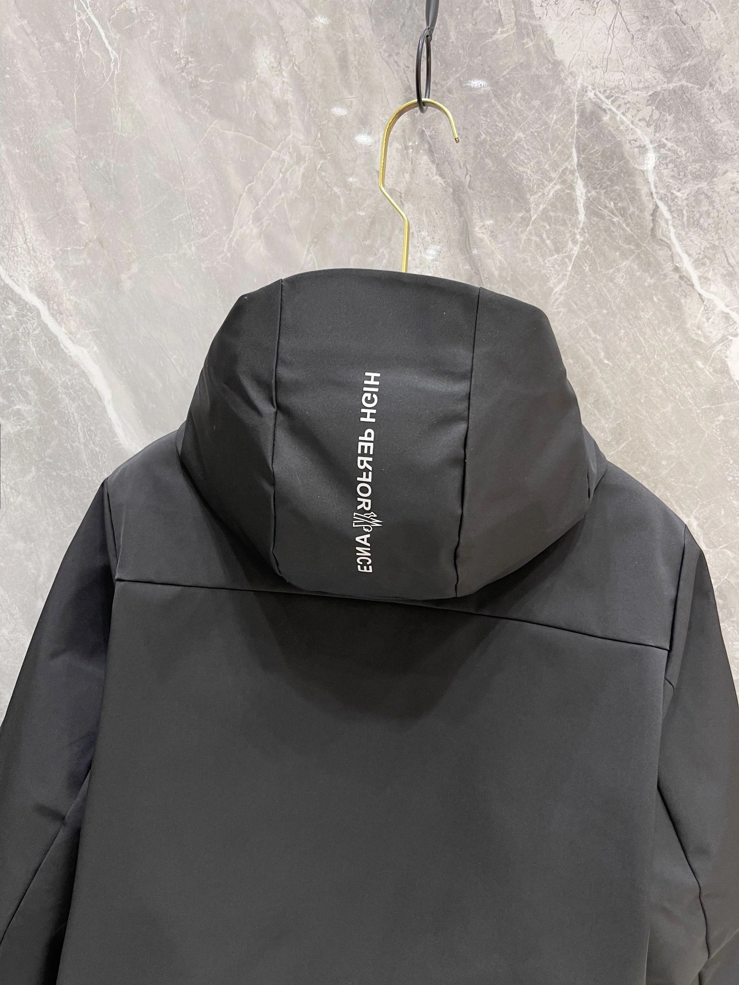 TravelReady Moncler Down Jackets 146389