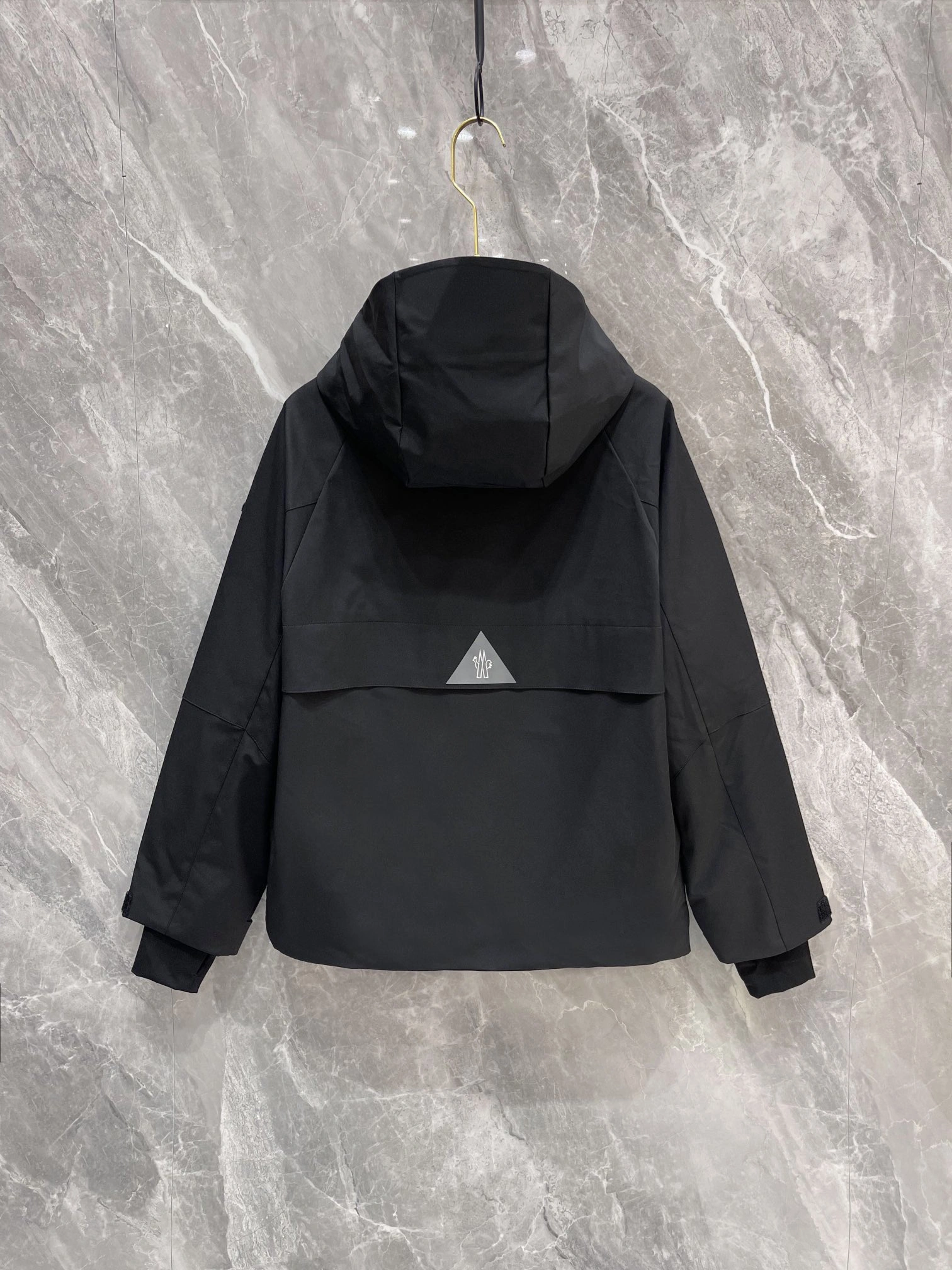 SoftTouch Moncler Down Jackets 146388
