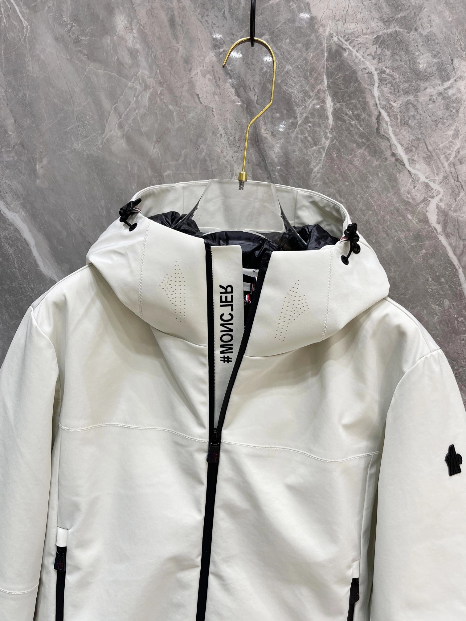 Moncler Down Jackets DailyWear 146381