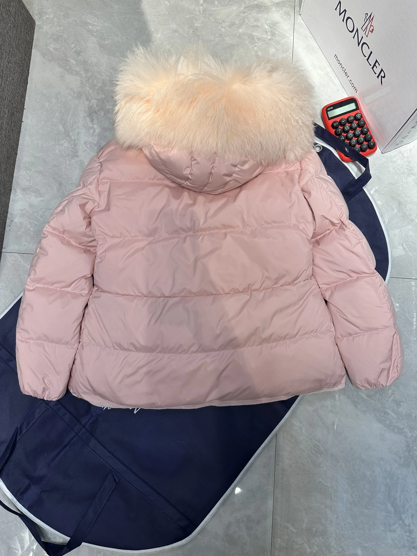 Tailored Moncler Down Jackets 146371