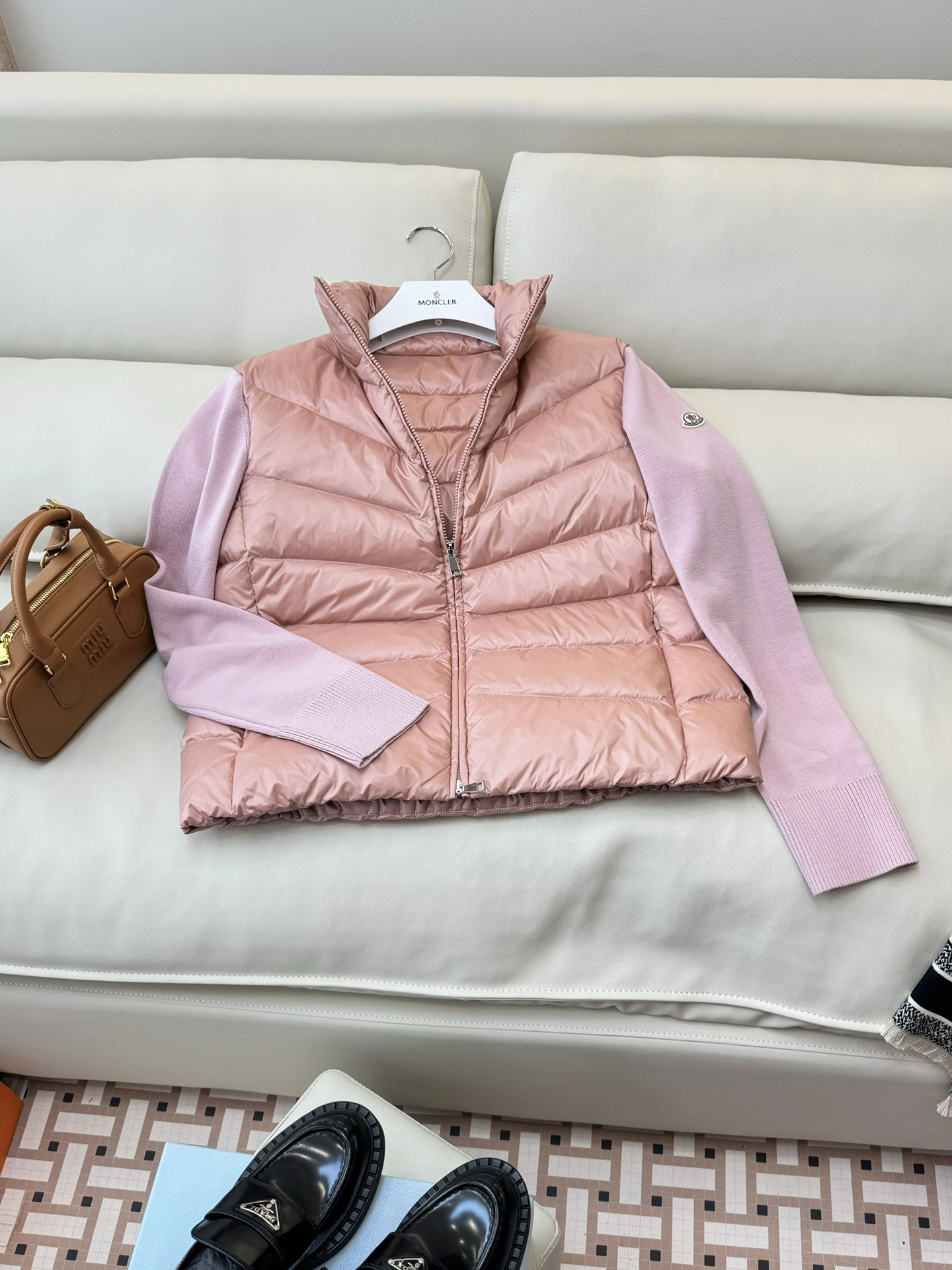 Moncler Down Jackets Timeless 146366