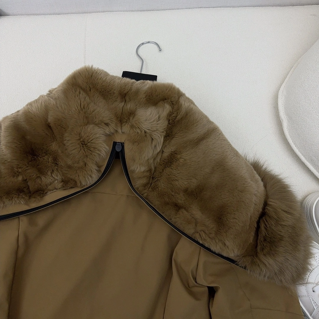 EyeCatching Moncler Down Jackets 146367