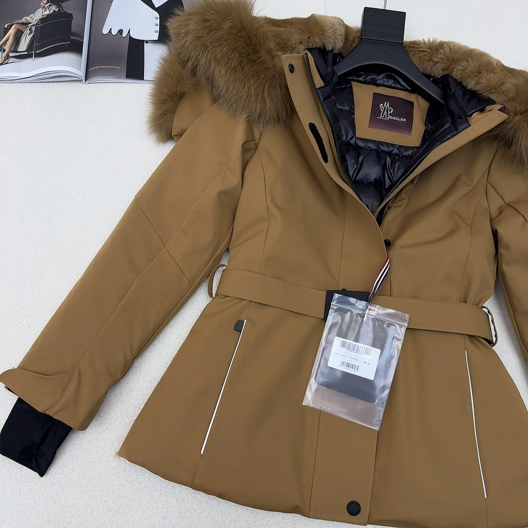 EyeCatching Moncler Down Jackets 146367