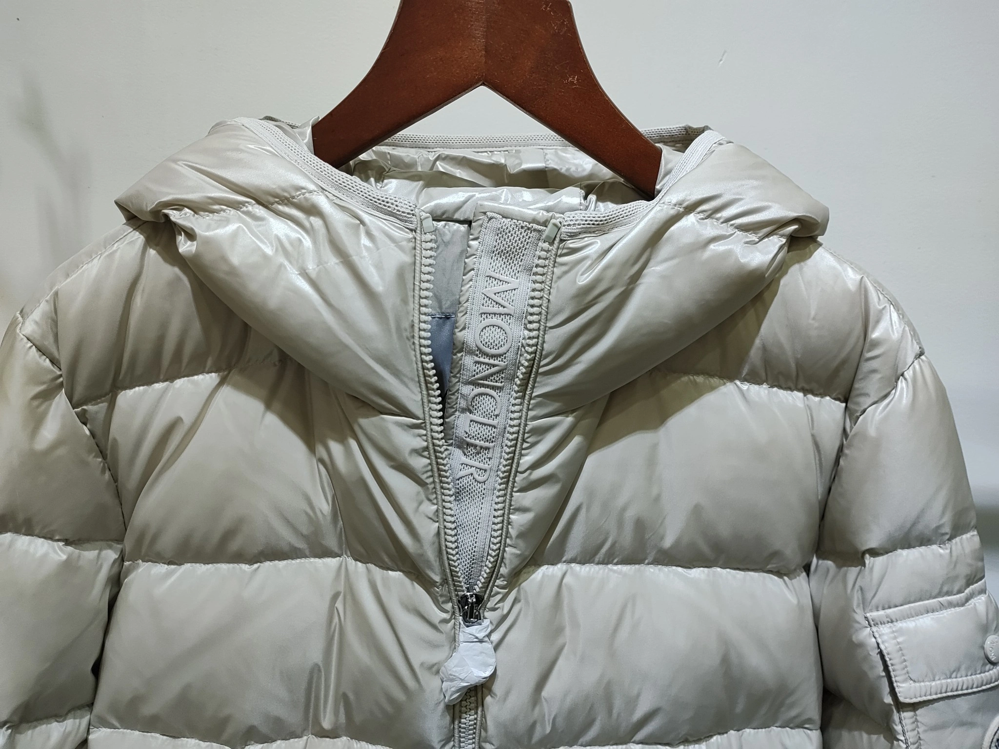 Moncler Down Jackets Contemporary 146374