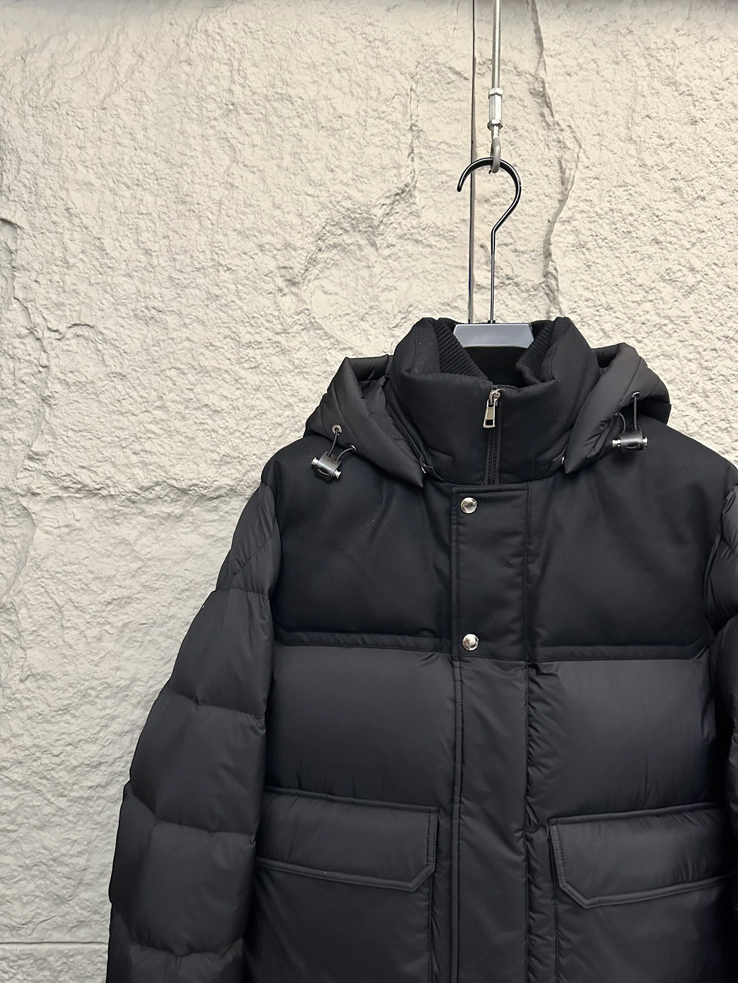 HighPerformance Moncler Down Jackets 146370