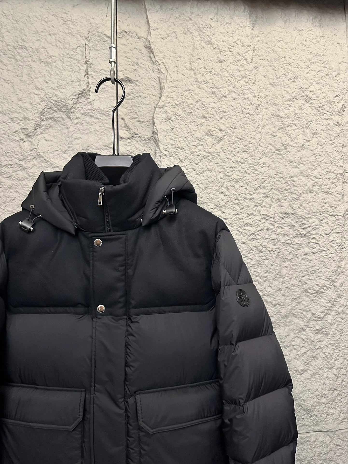 HighPerformance Moncler Down Jackets 146370