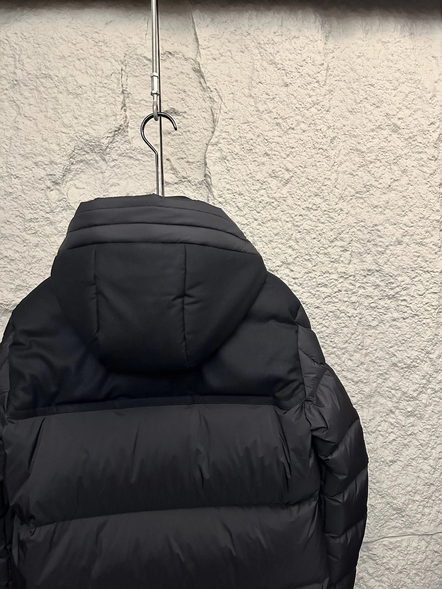 HighPerformance Moncler Down Jackets 146370