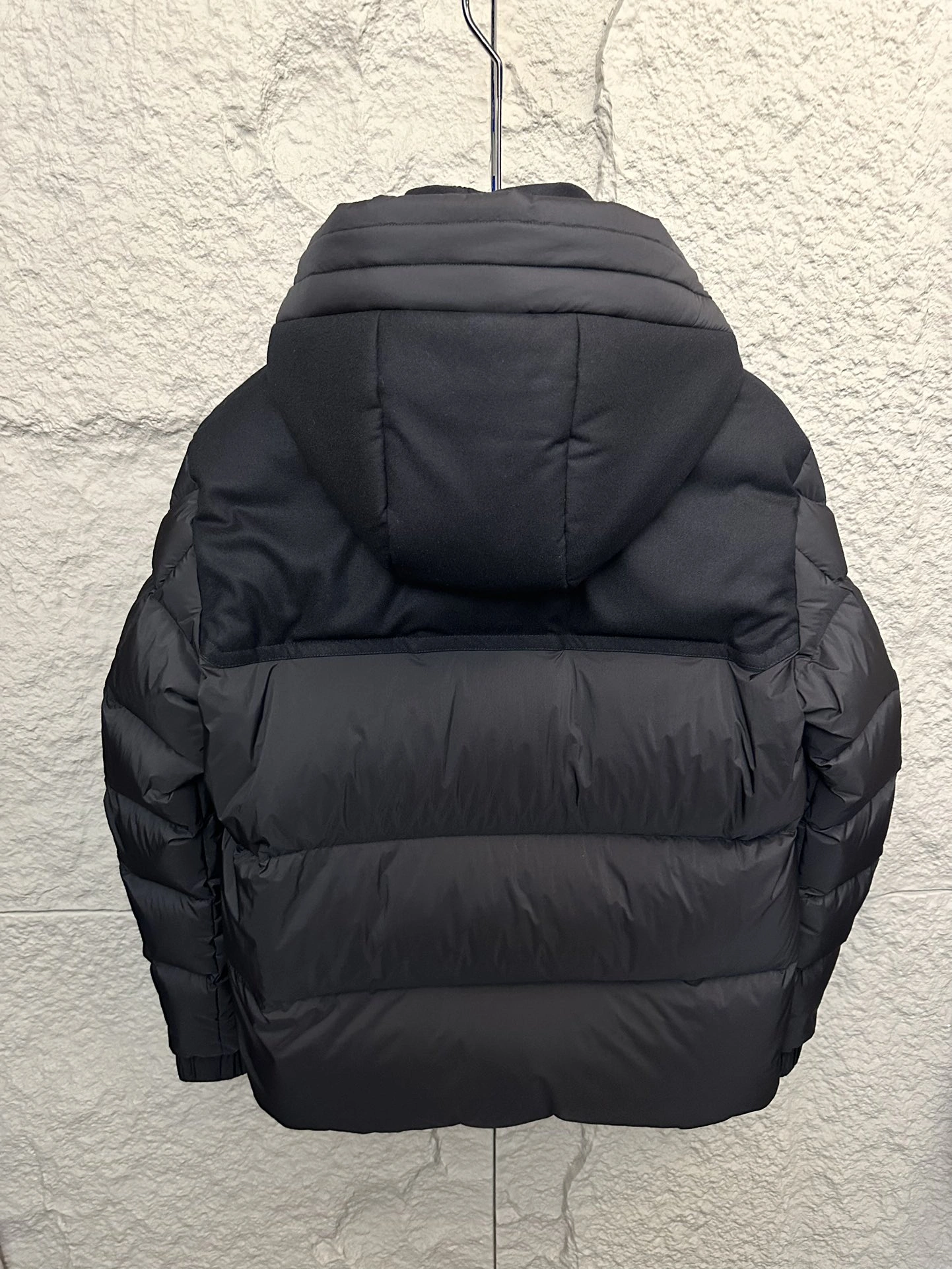 HighPerformance Moncler Down Jackets 146370