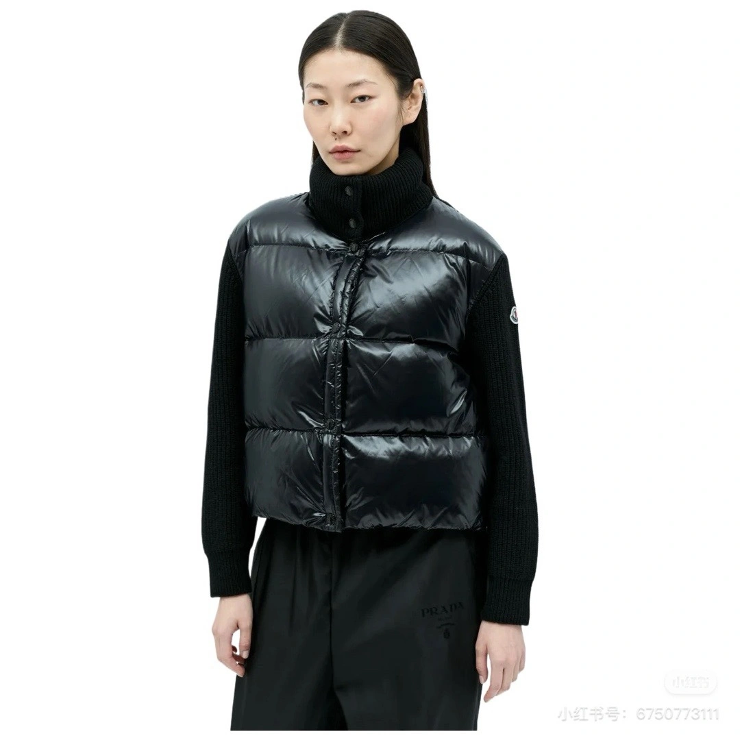Moncler Down Jackets ComfortFit 146376
