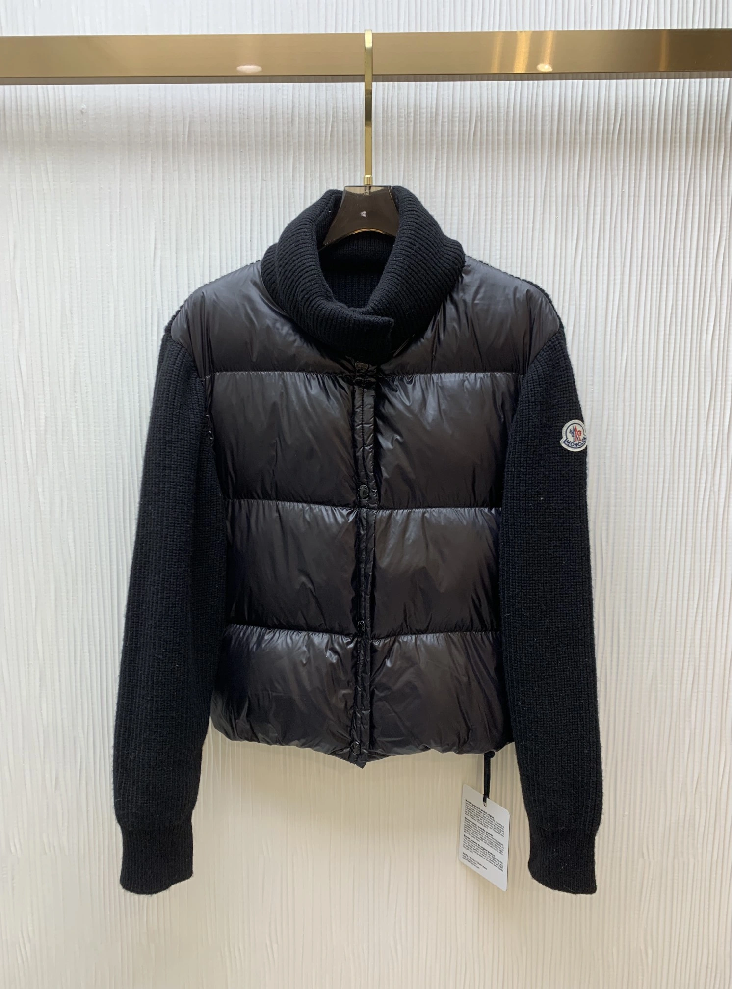 Moncler Down Jackets ComfortFit 146376