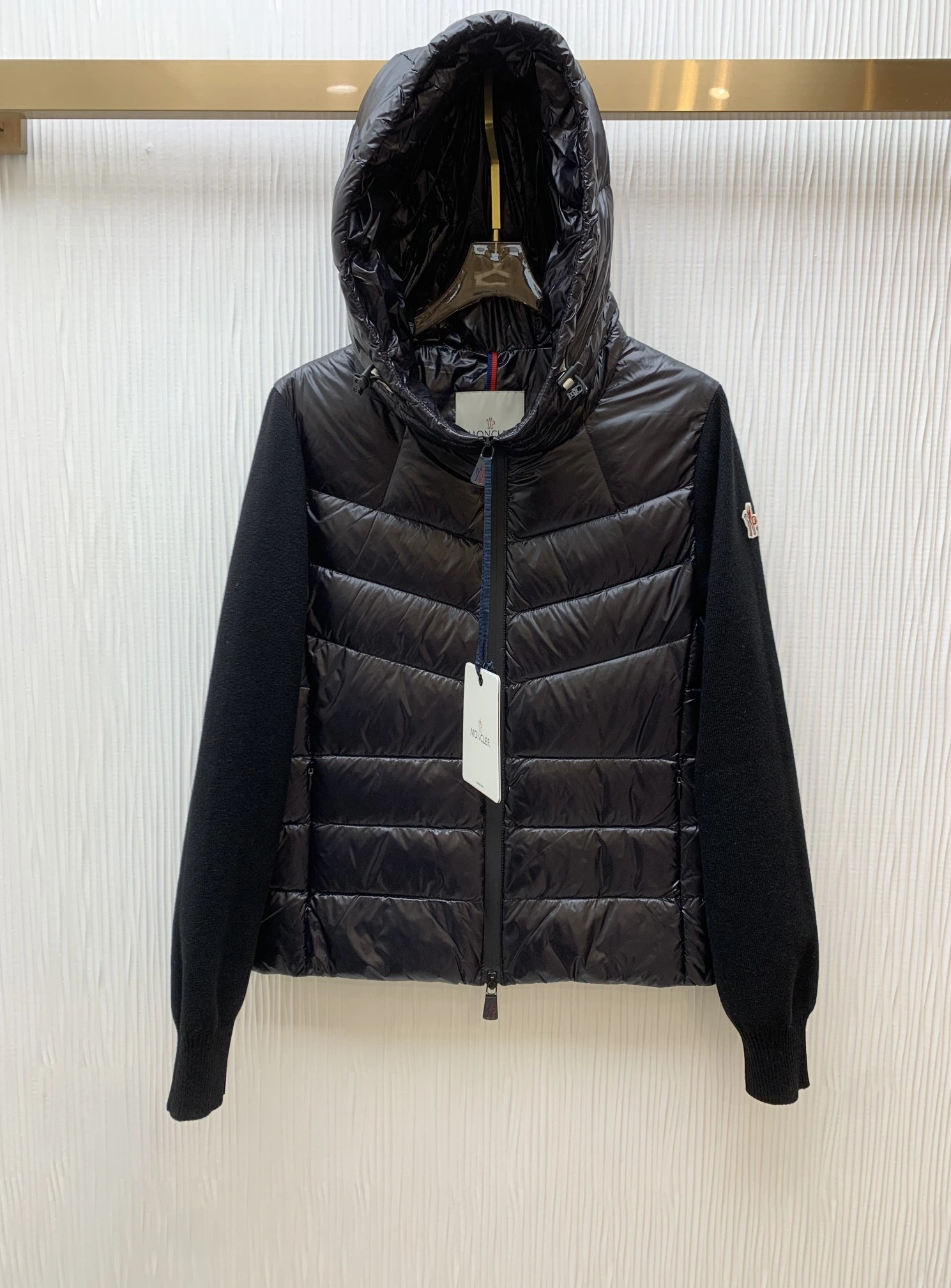 Lightweight Moncler Down Jackets 146365