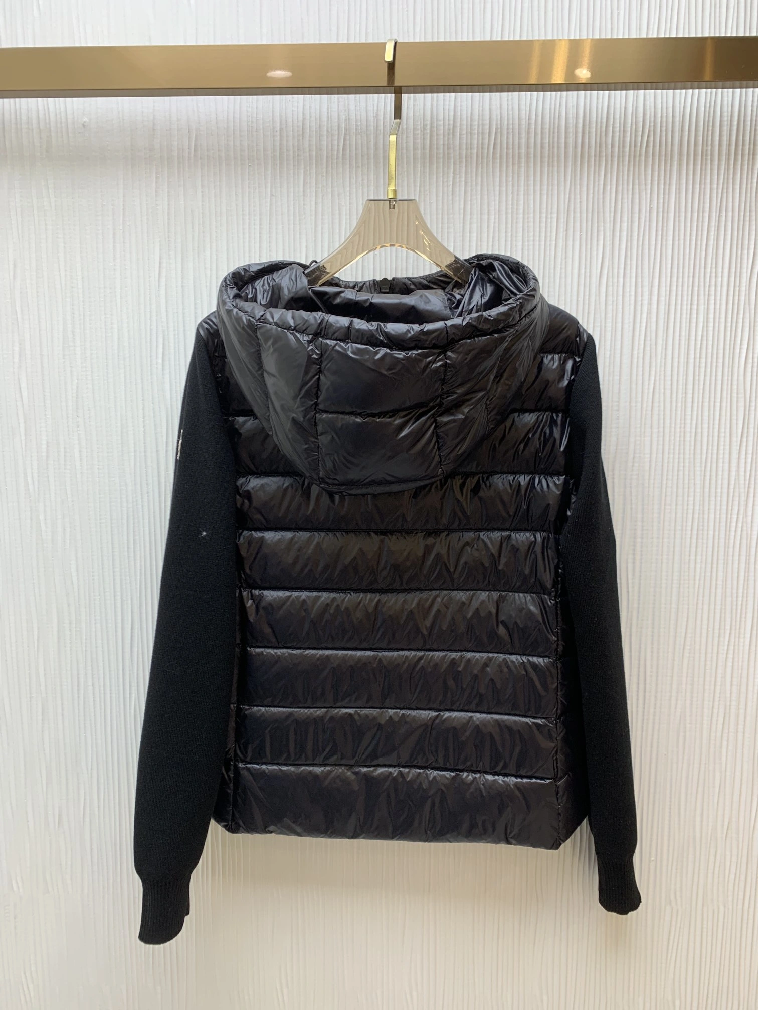 Lightweight Moncler Down Jackets 146365