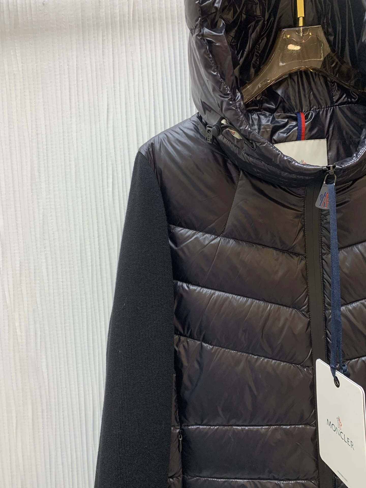 Lightweight Moncler Down Jackets 146365