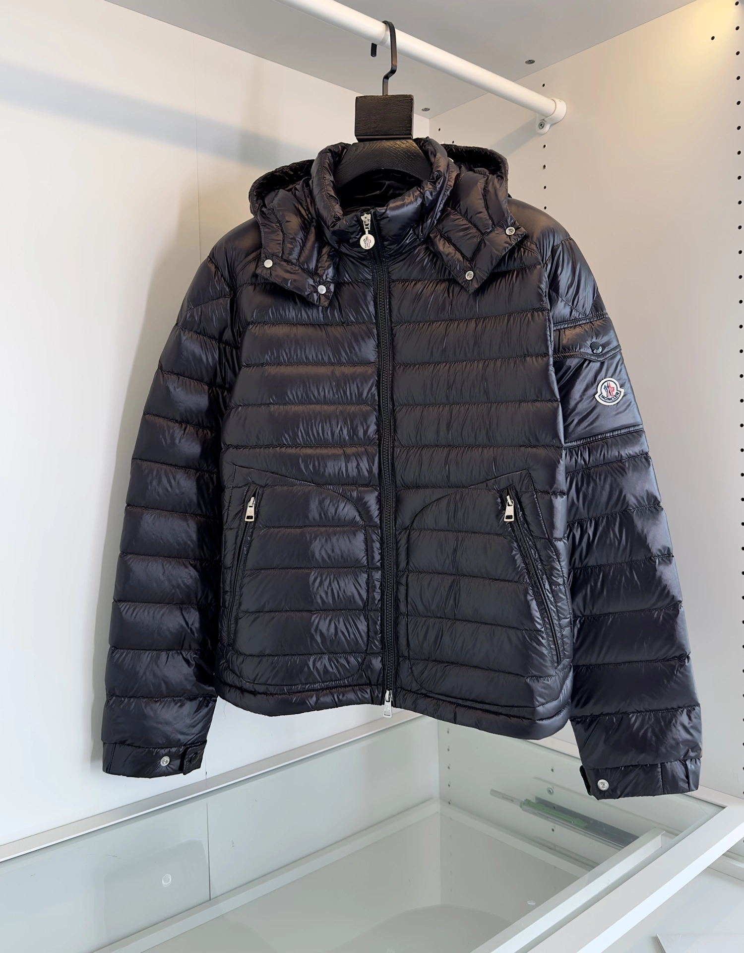 Moncler Down Jackets Durable 146384