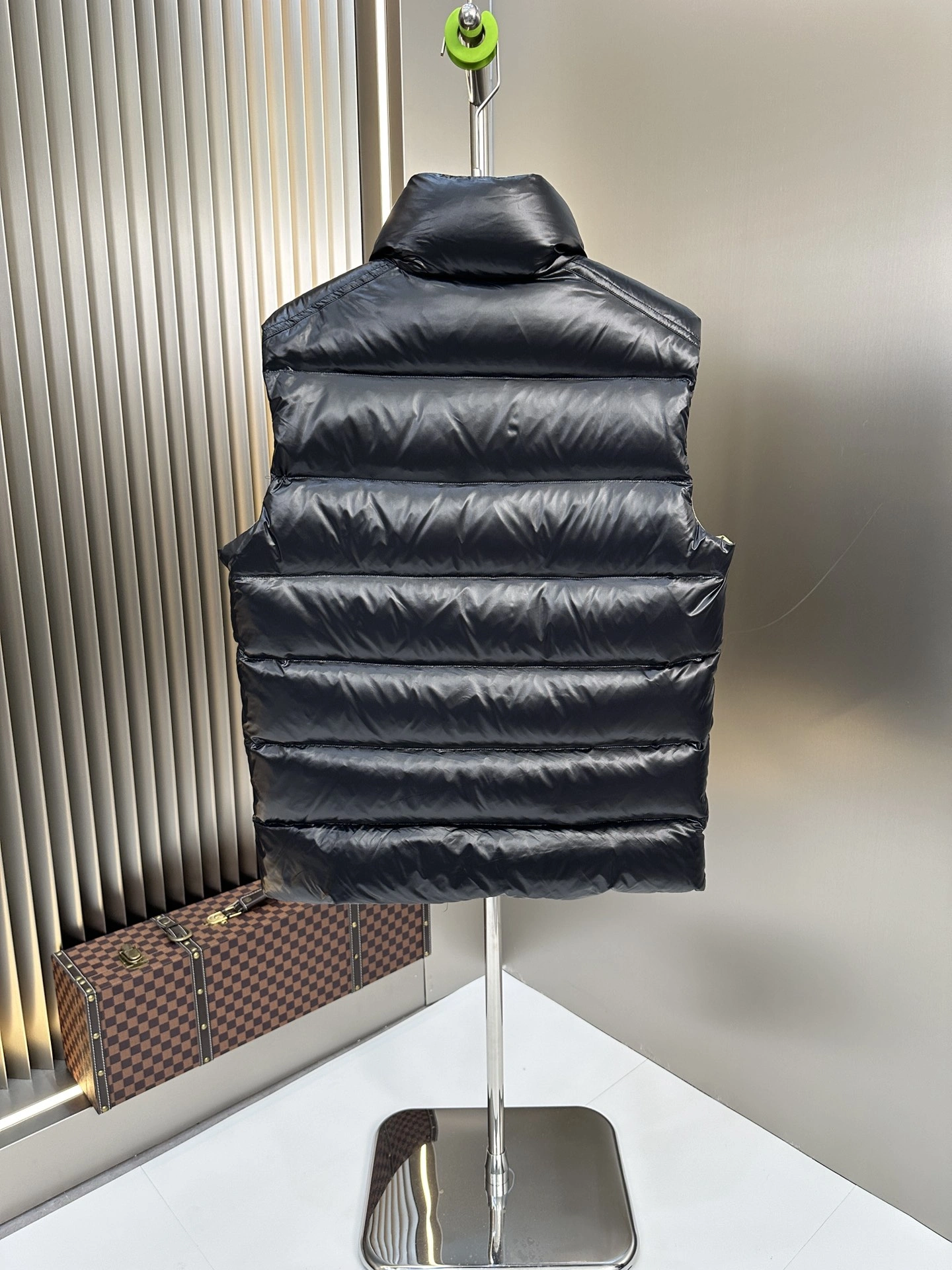 Moncler Down Jackets WaterResistant 146361