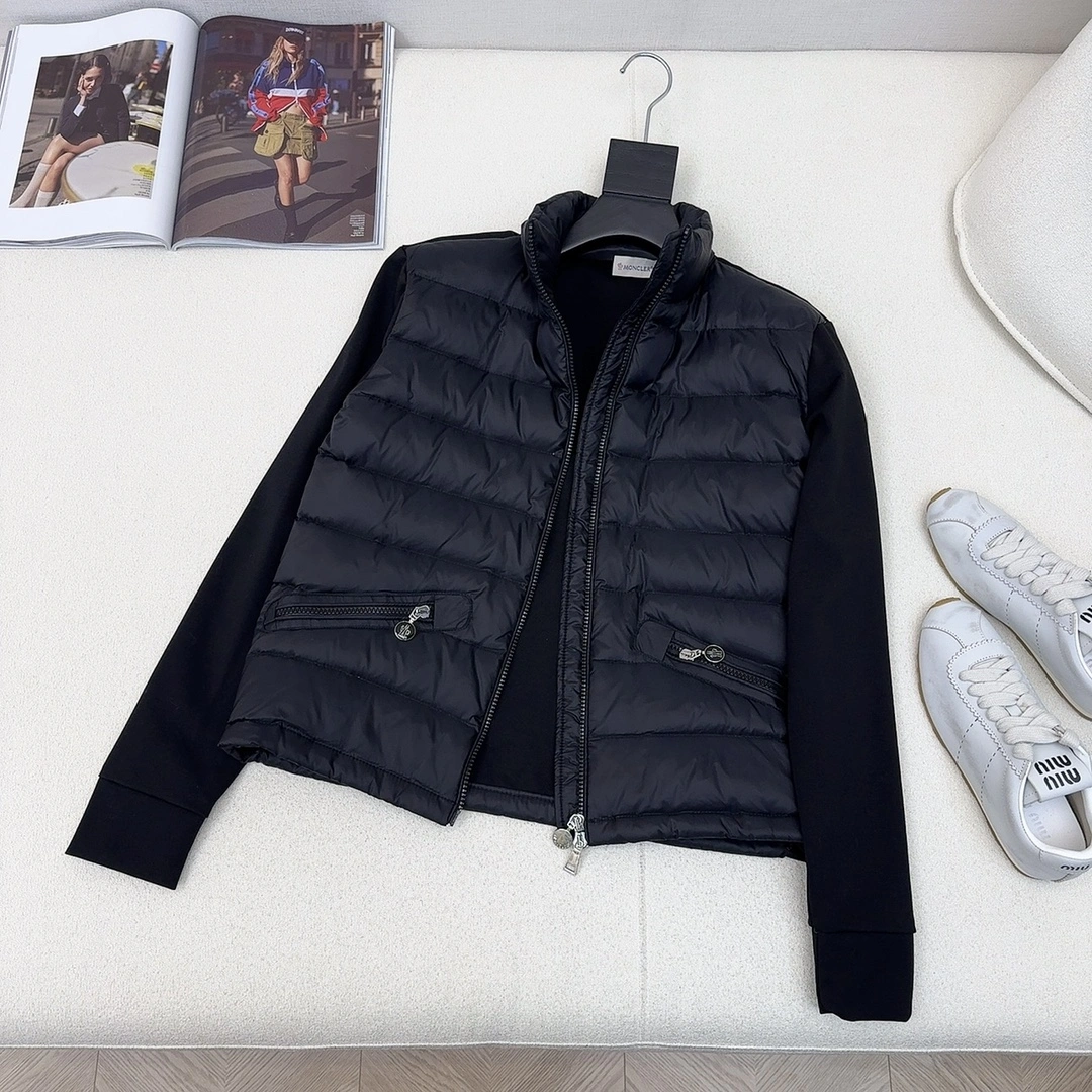 Moncler Down Jackets EasyMatch 146354