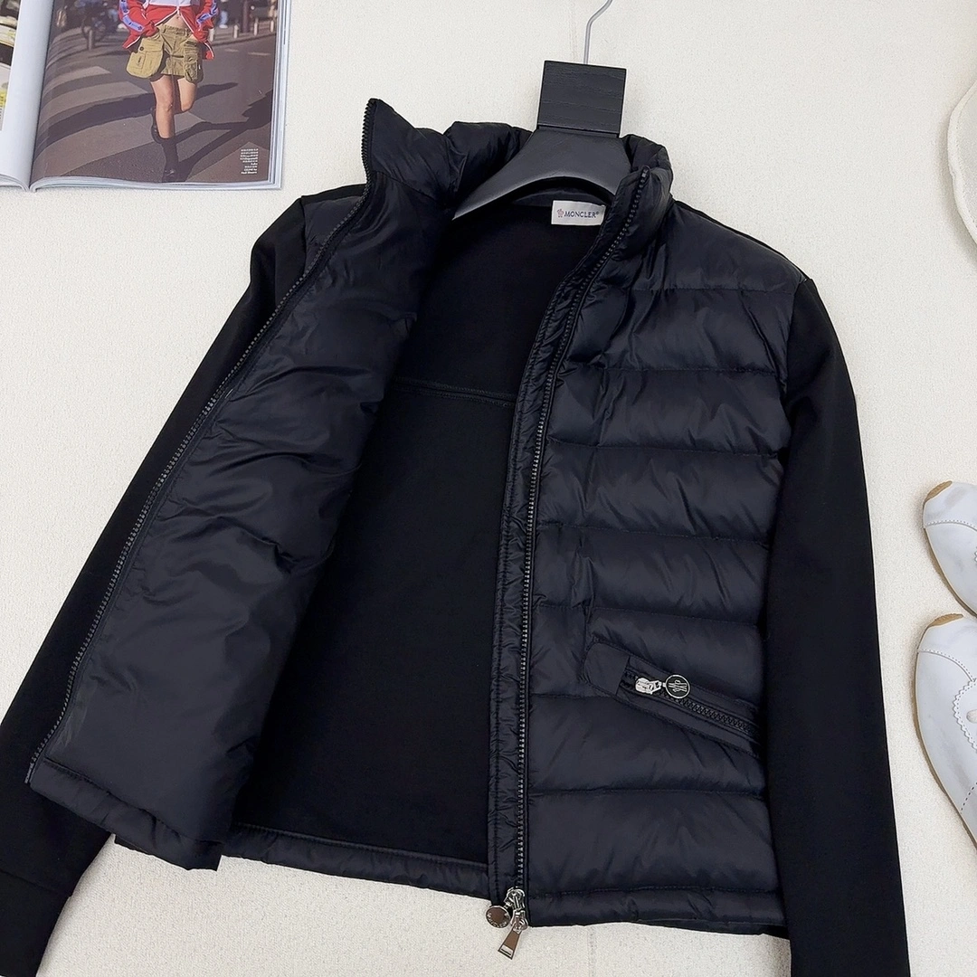 Moncler Down Jackets EasyMatch 146354