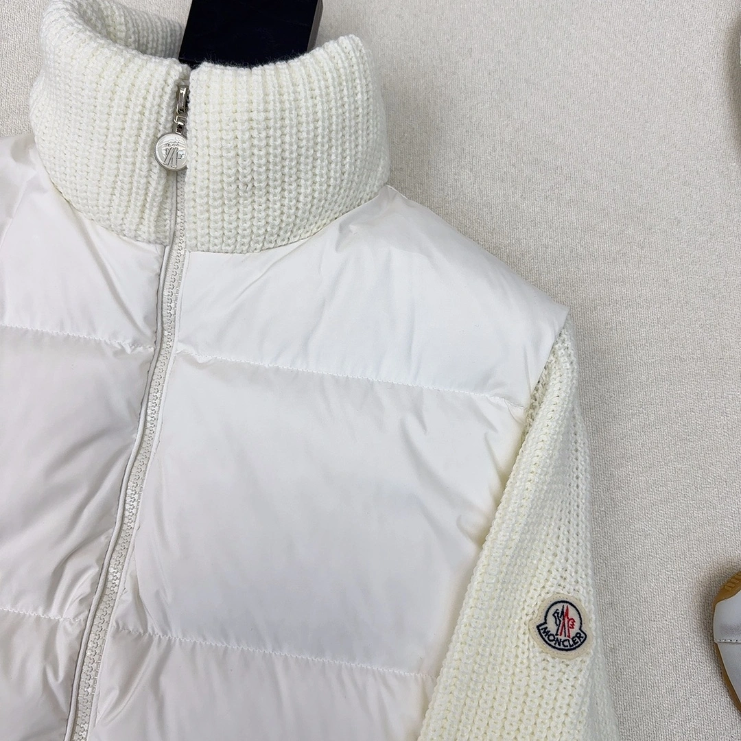 Classic Moncler Down Jackets 146353
