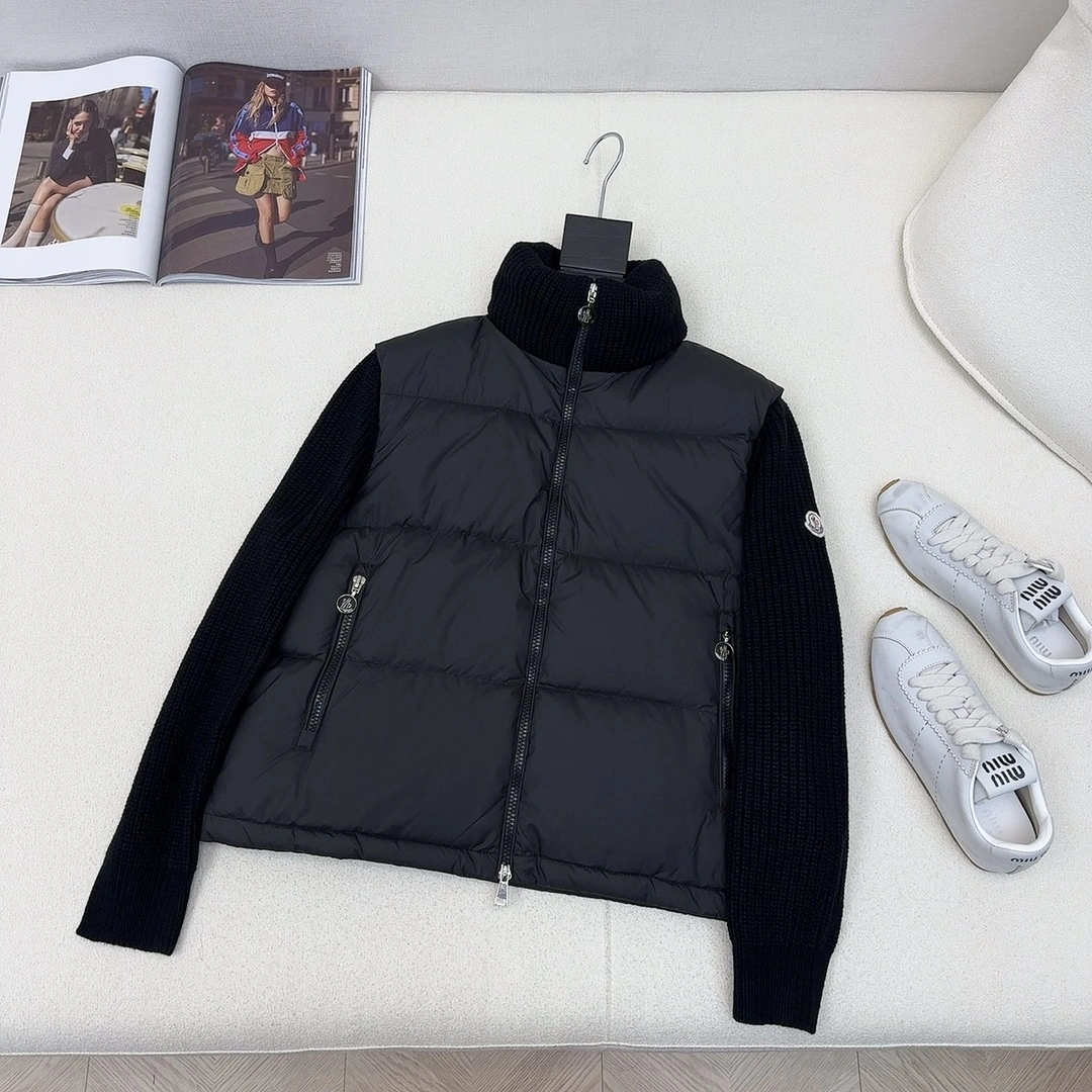Moncler Down Jackets Stylish 146351