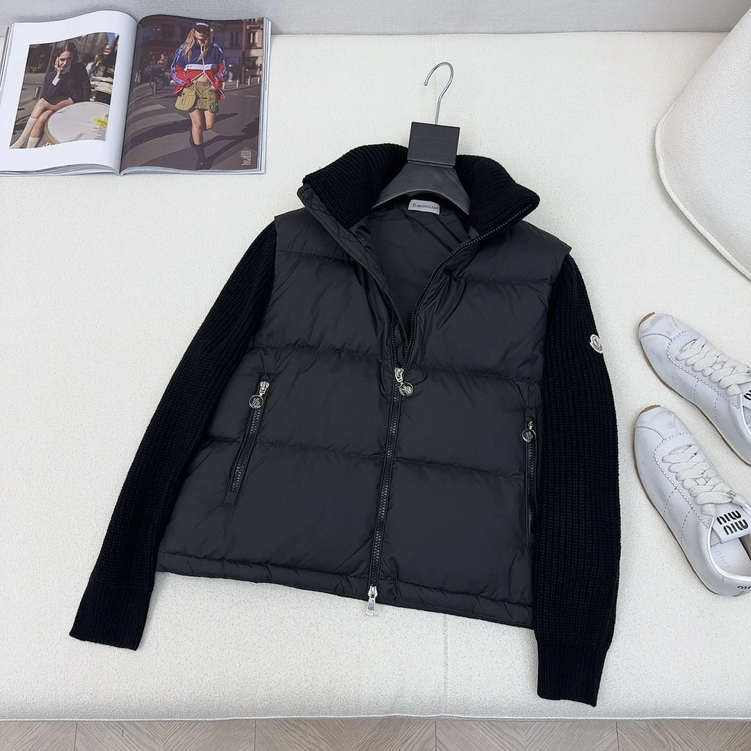 Moncler Down Jackets Stylish 146351