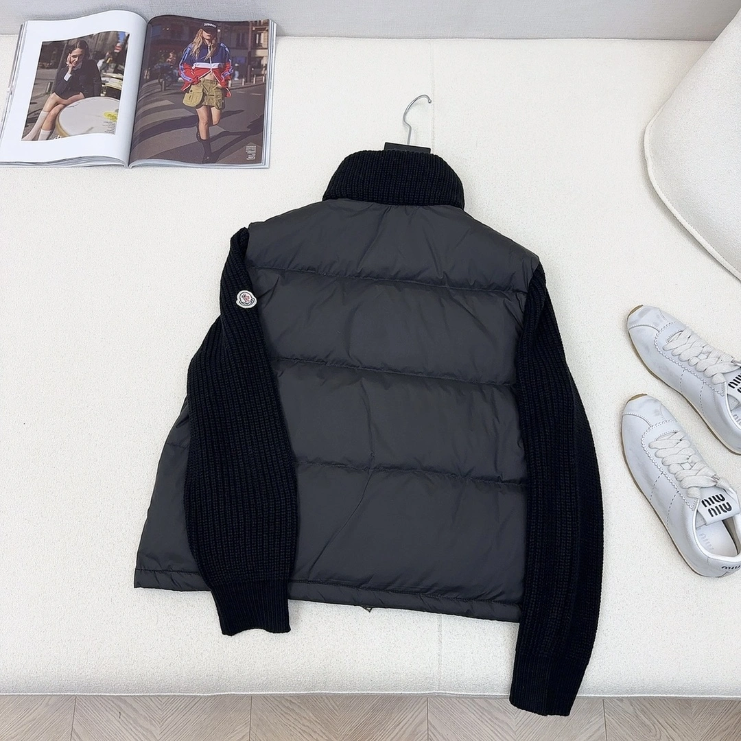 Moncler Down Jackets Stylish 146351