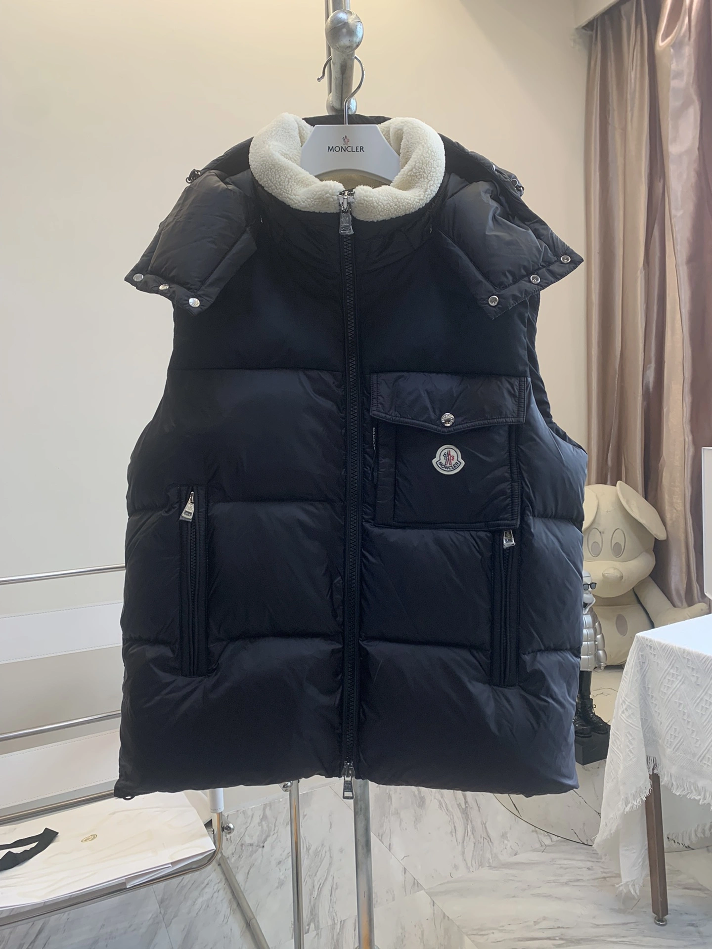 Moncler Down Jackets Packable 146347