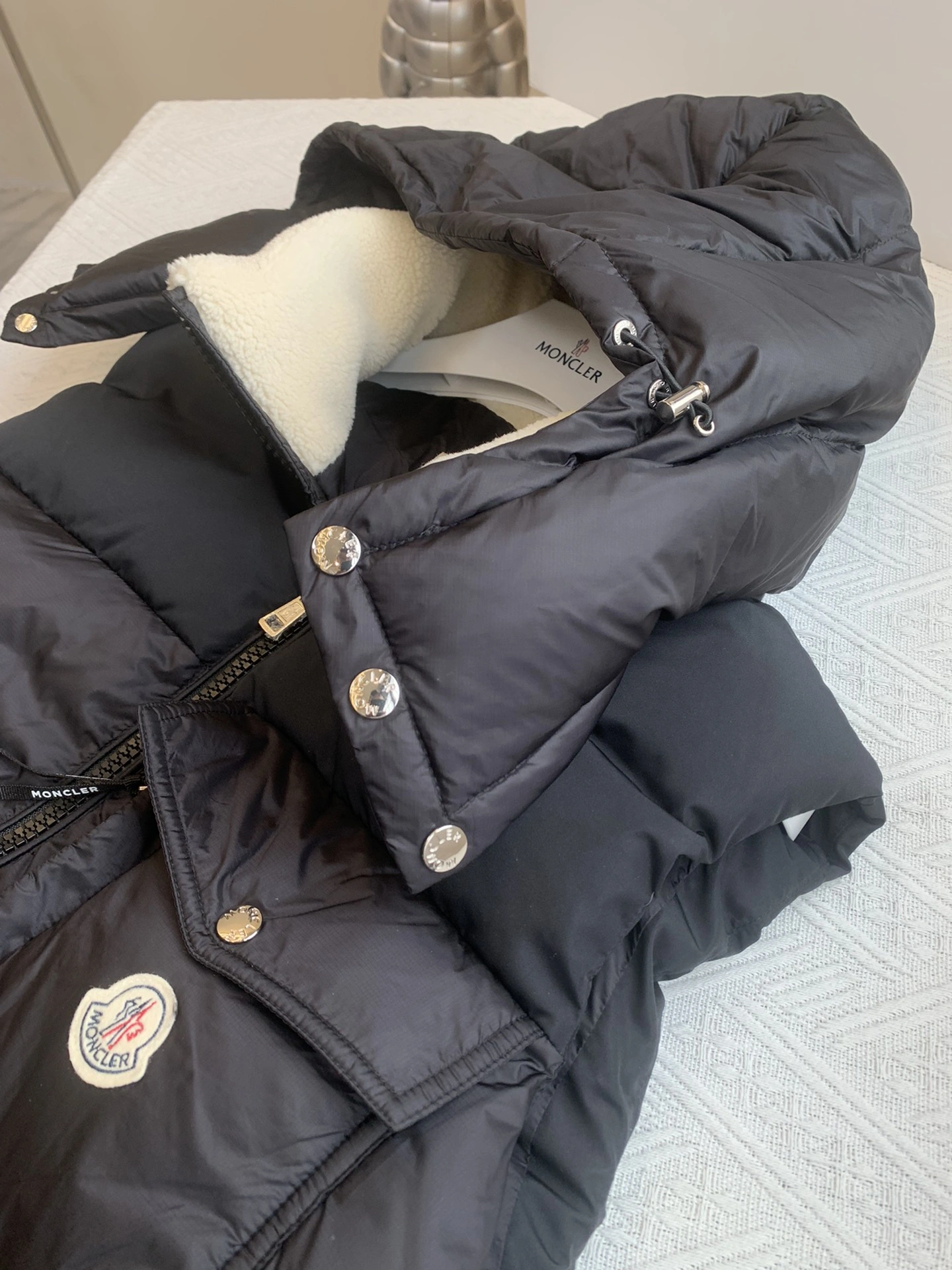 Moncler Down Jackets Packable 146347