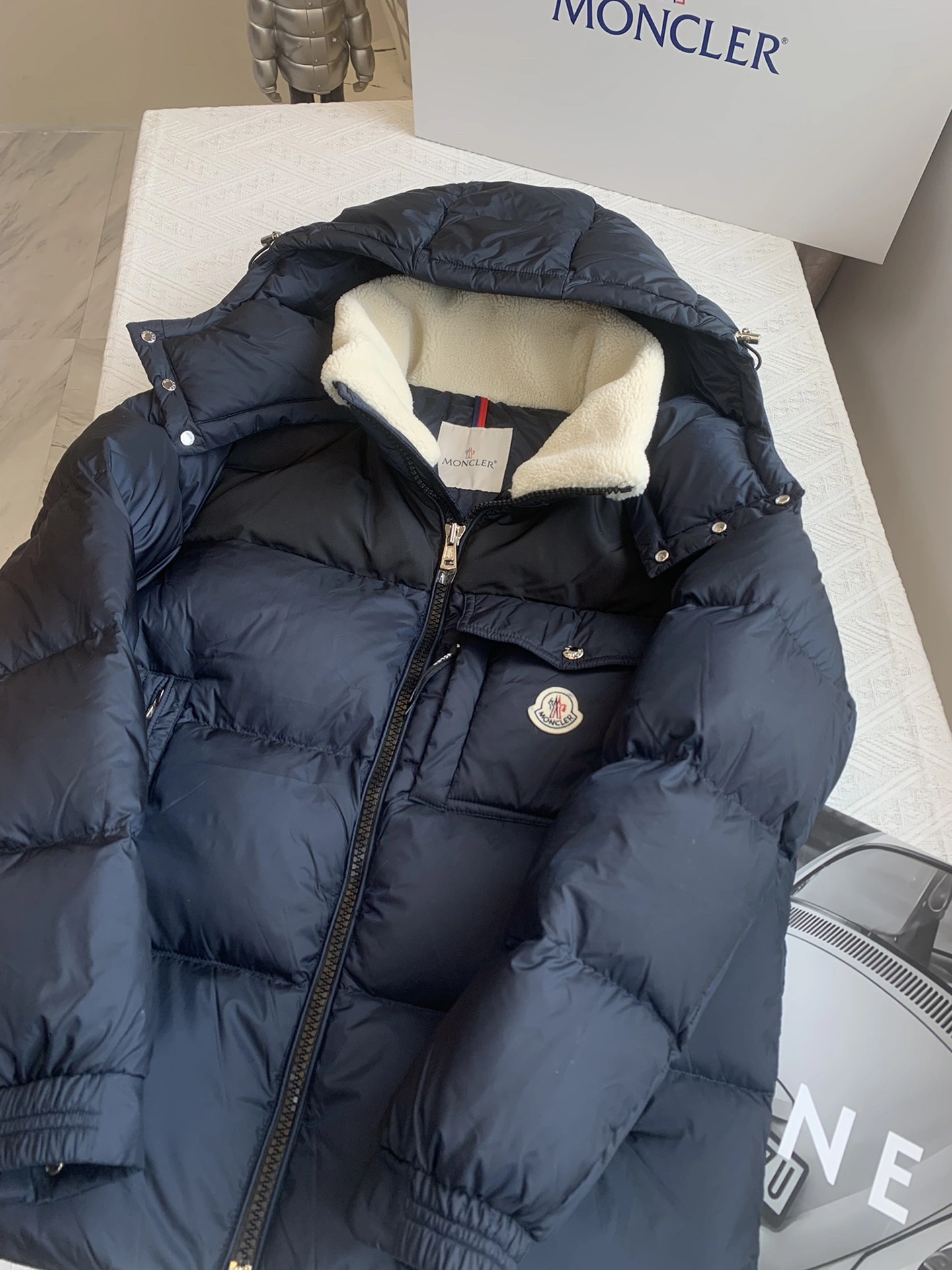 Moncler Down Jackets Tailored 146350