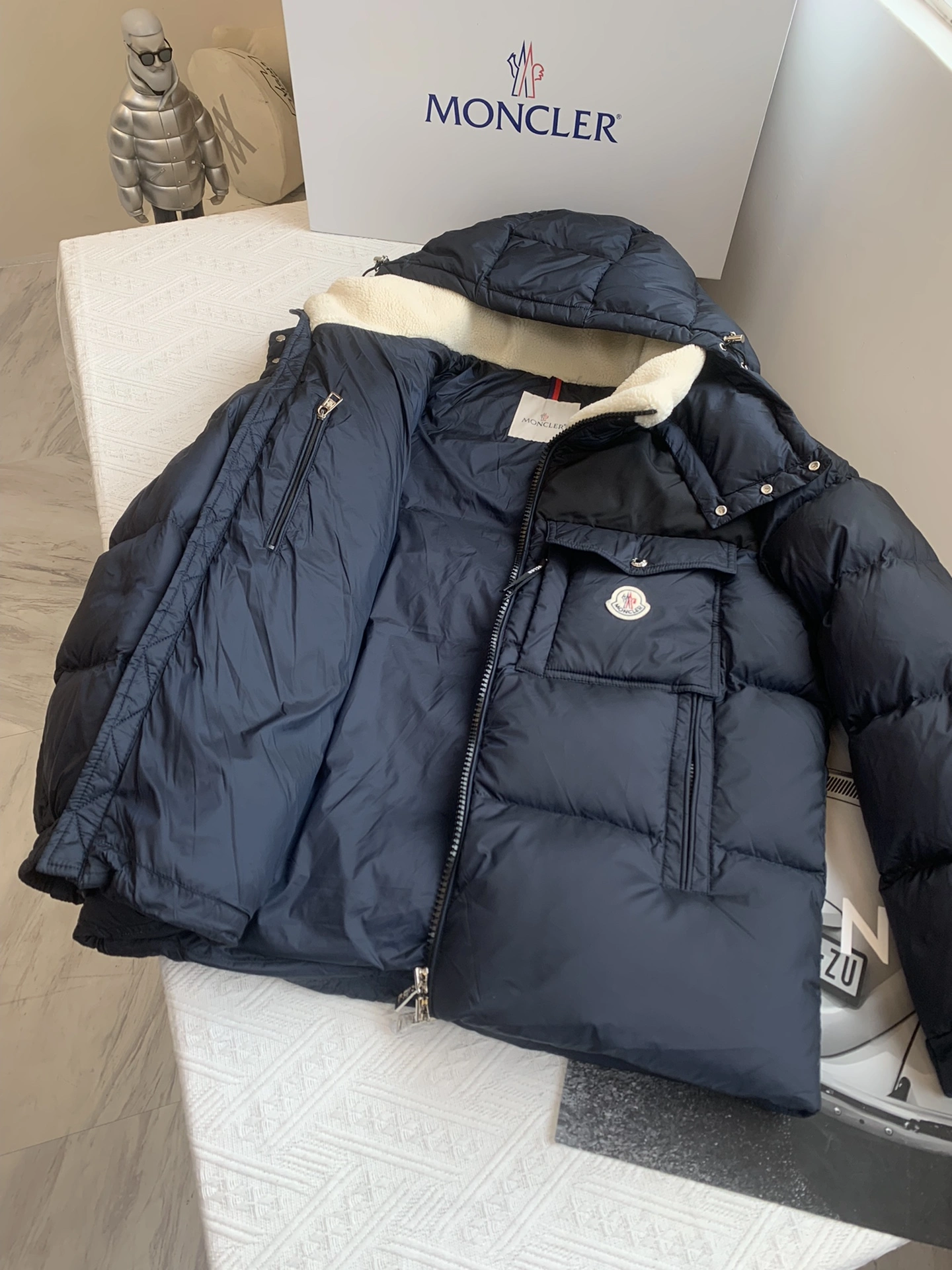 Moncler Down Jackets Tailored 146350