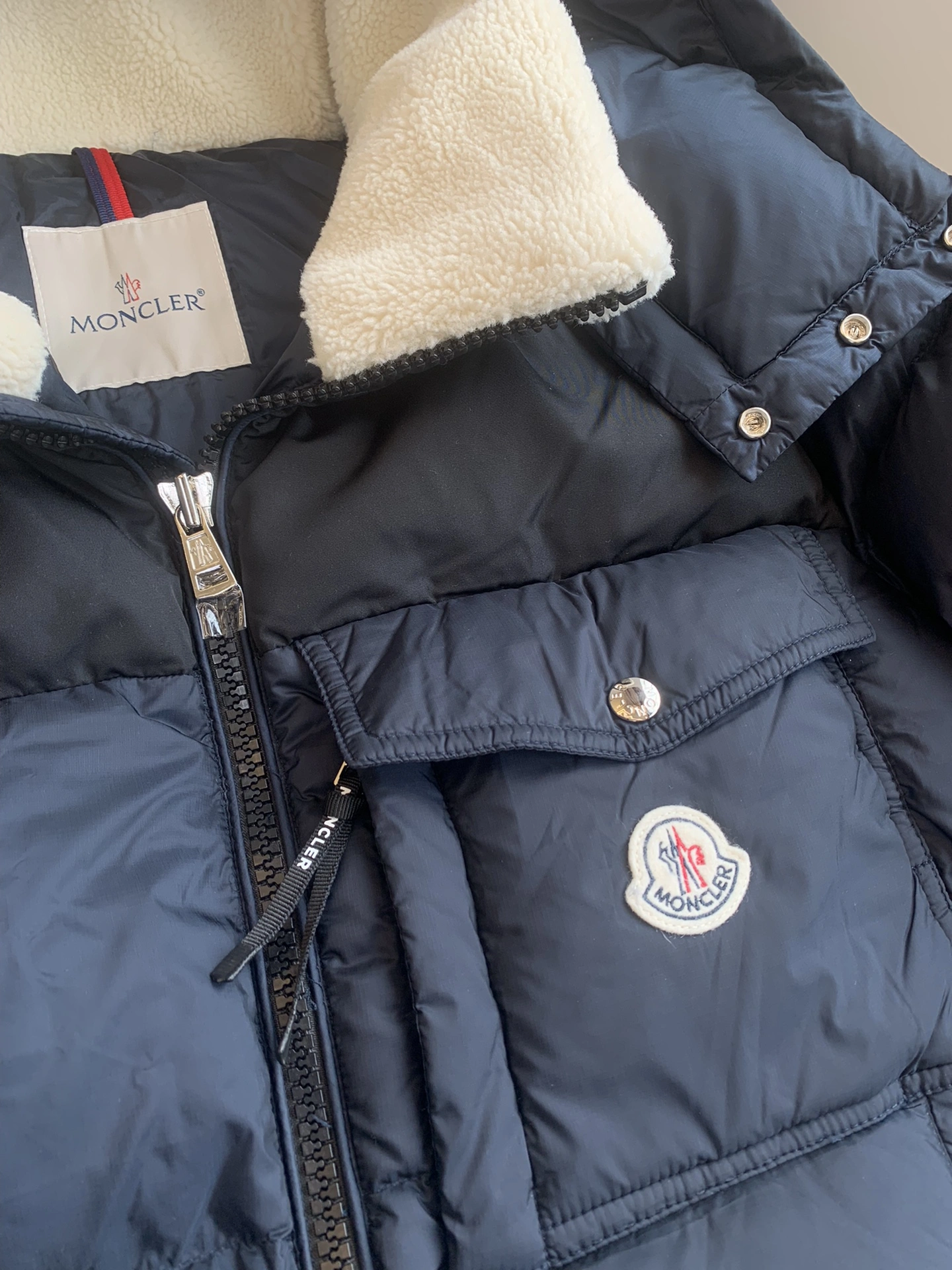 Moncler Down Jackets Tailored 146350