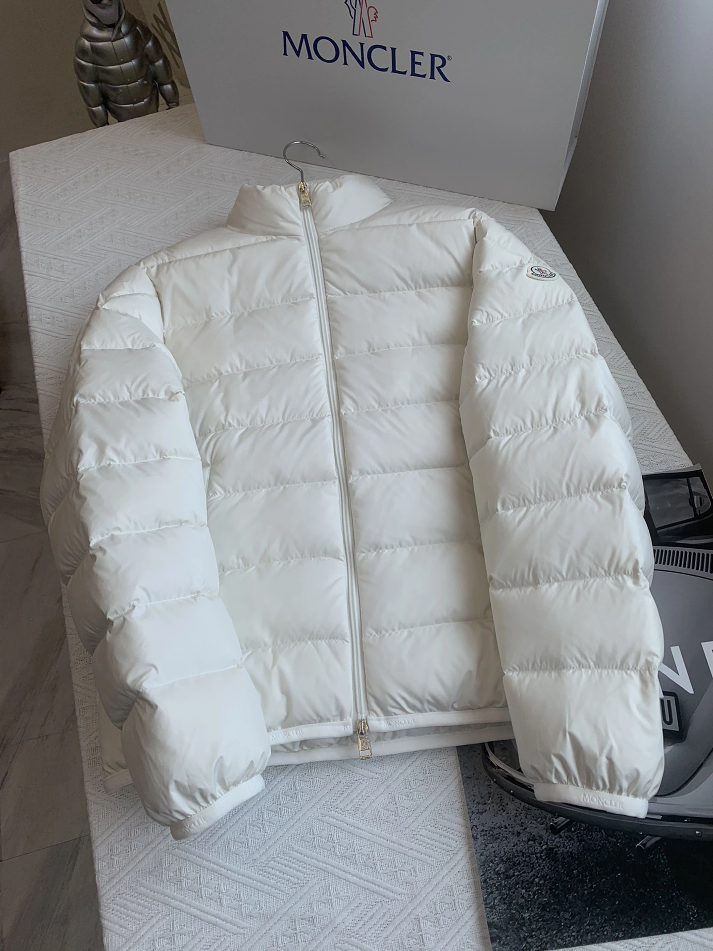 Comfortable Moncler Down Jackets 146340