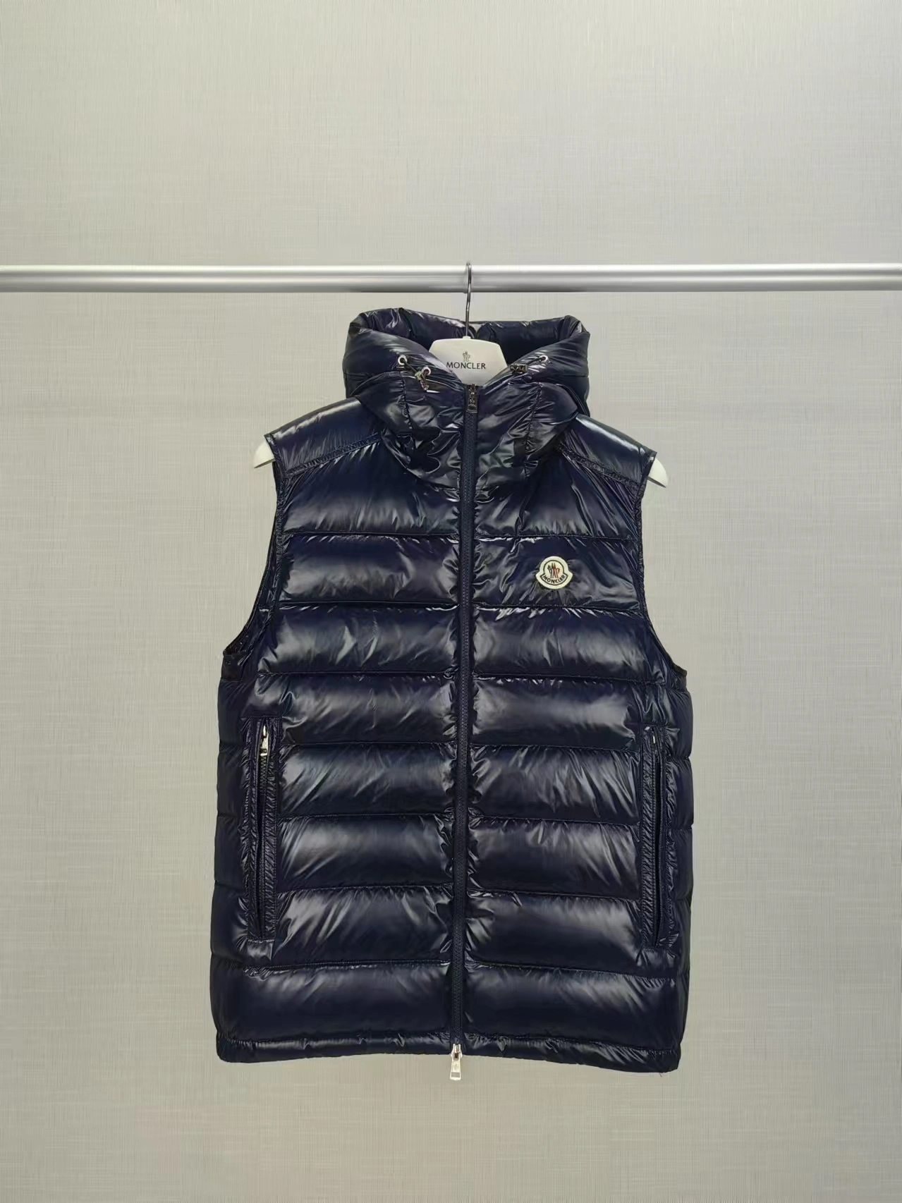 Moncler Down Jackets ComfortFit 146345
