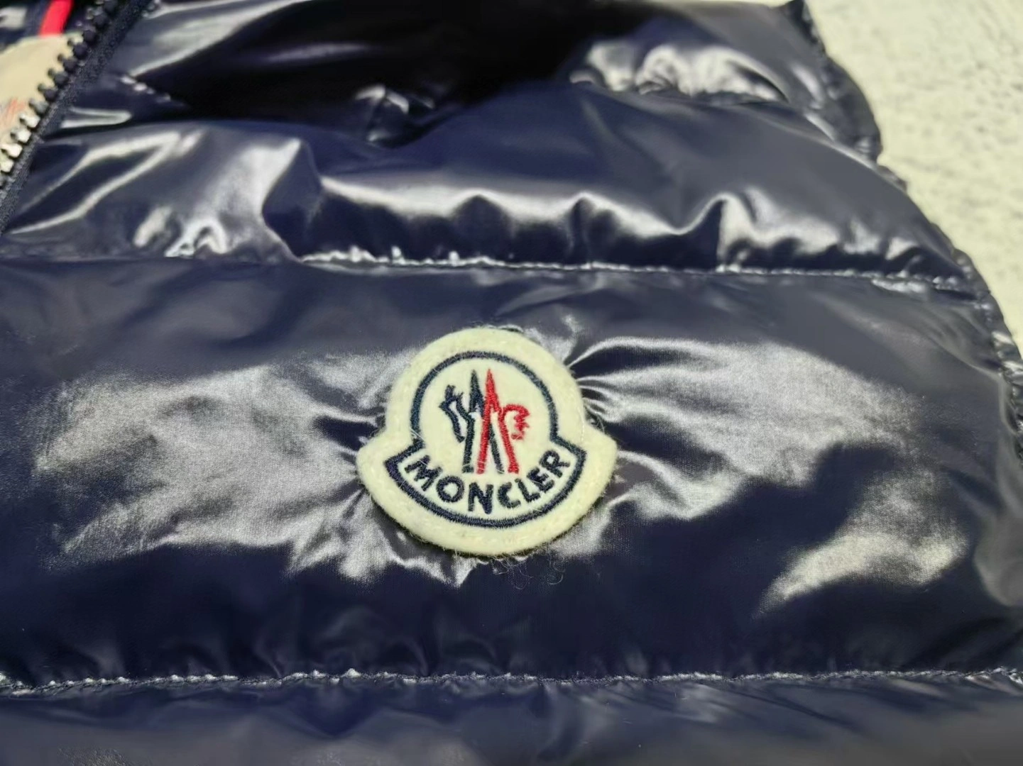 Moncler Down Jackets ComfortFit 146345