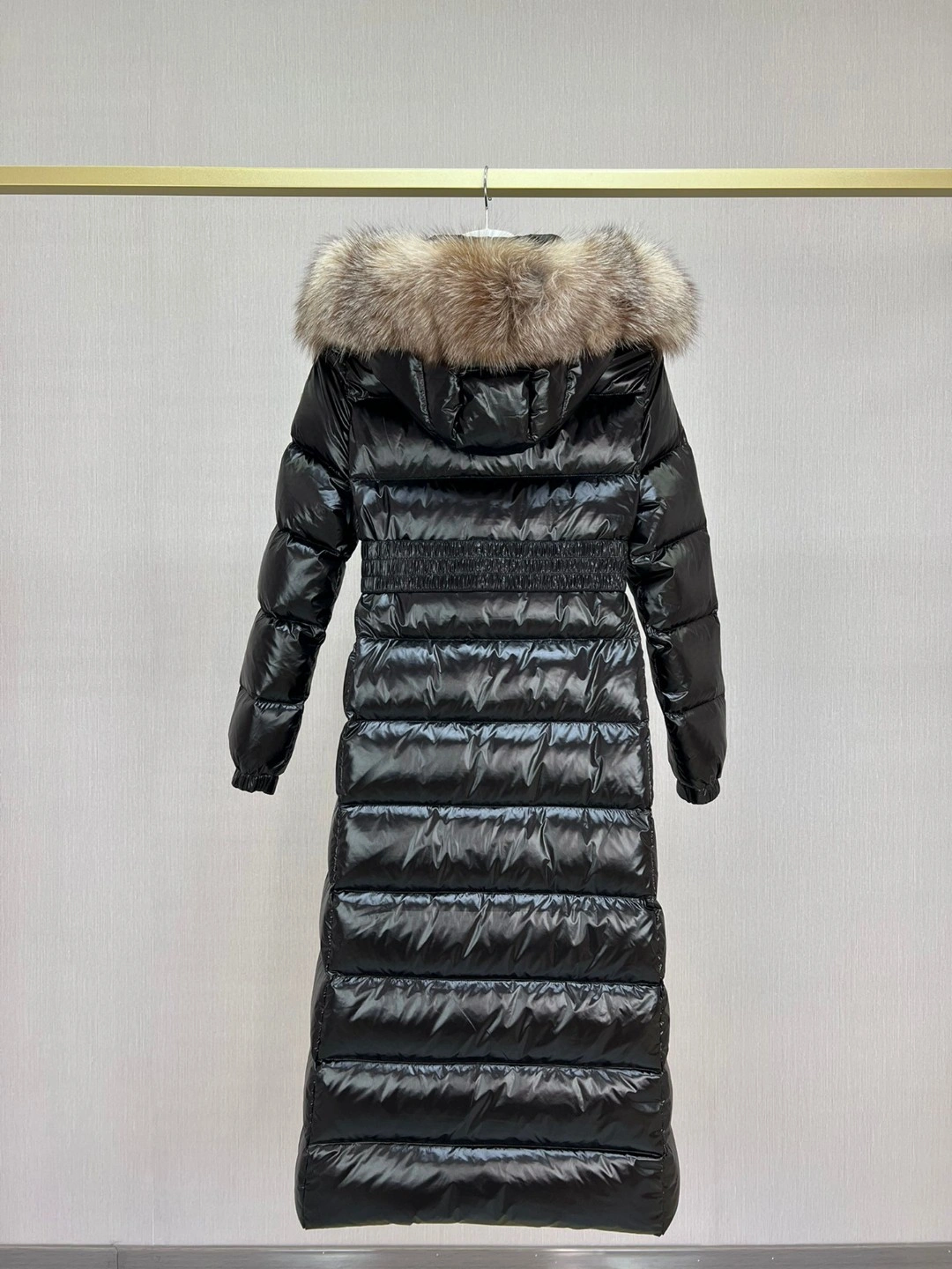 Snug Moncler Down Jackets 146346