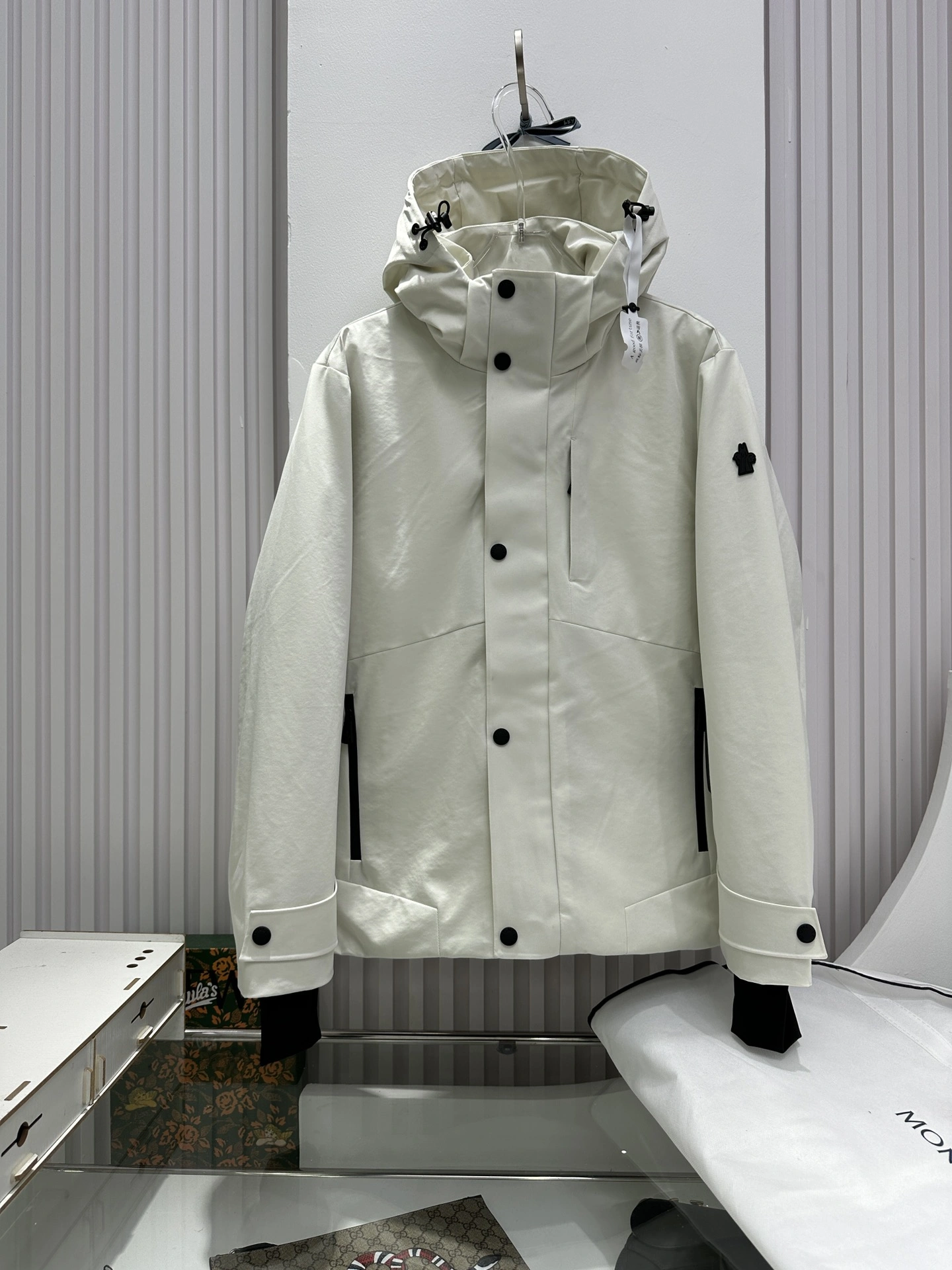 Moncler Down Jackets HighPerformance 146338