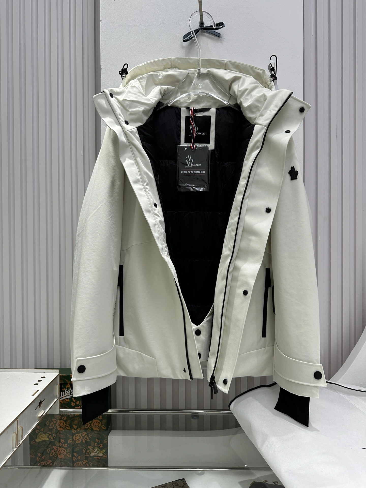 Moncler Down Jackets HighPerformance 146338