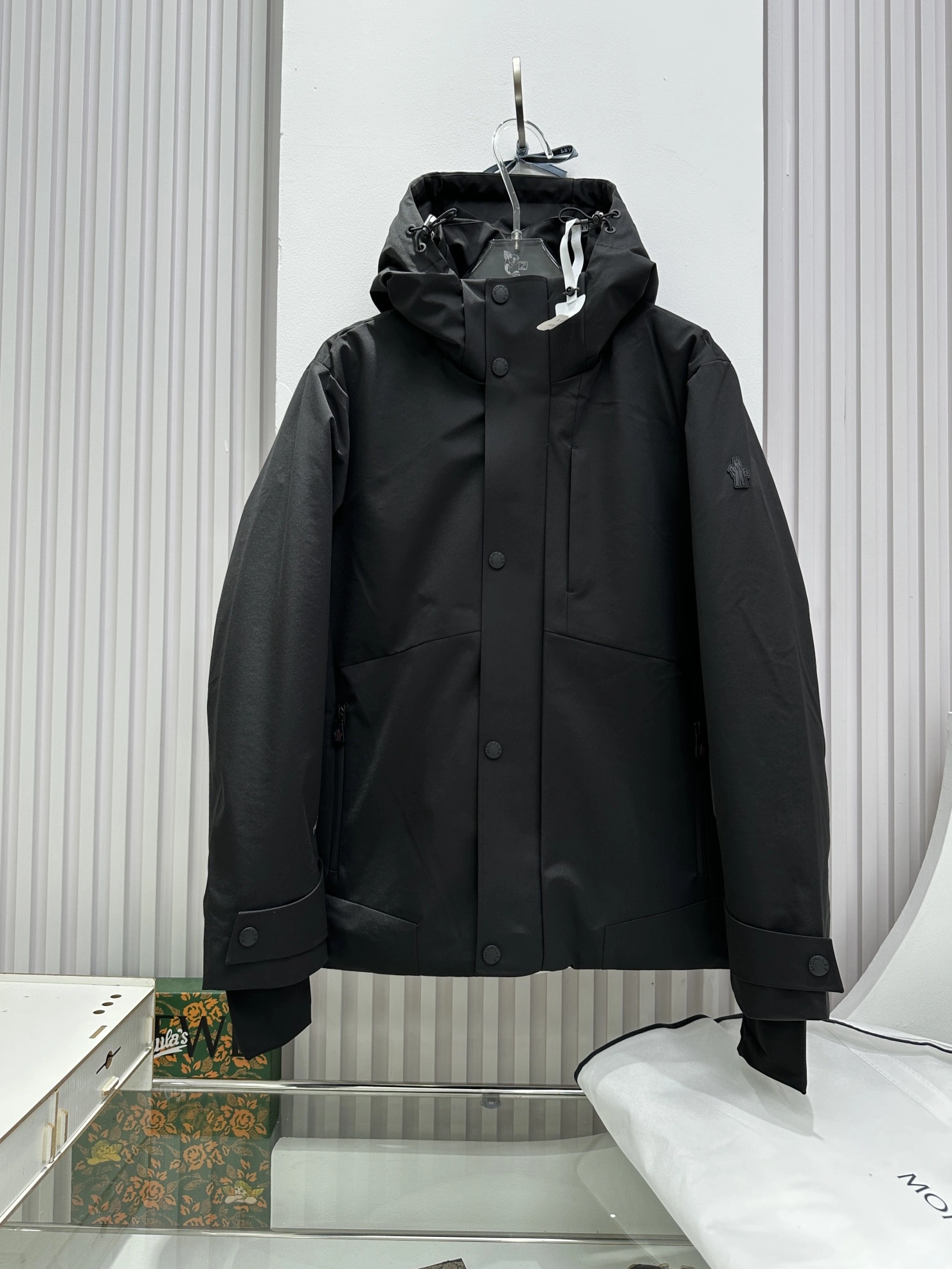 Moncler Down Jackets Original 146330