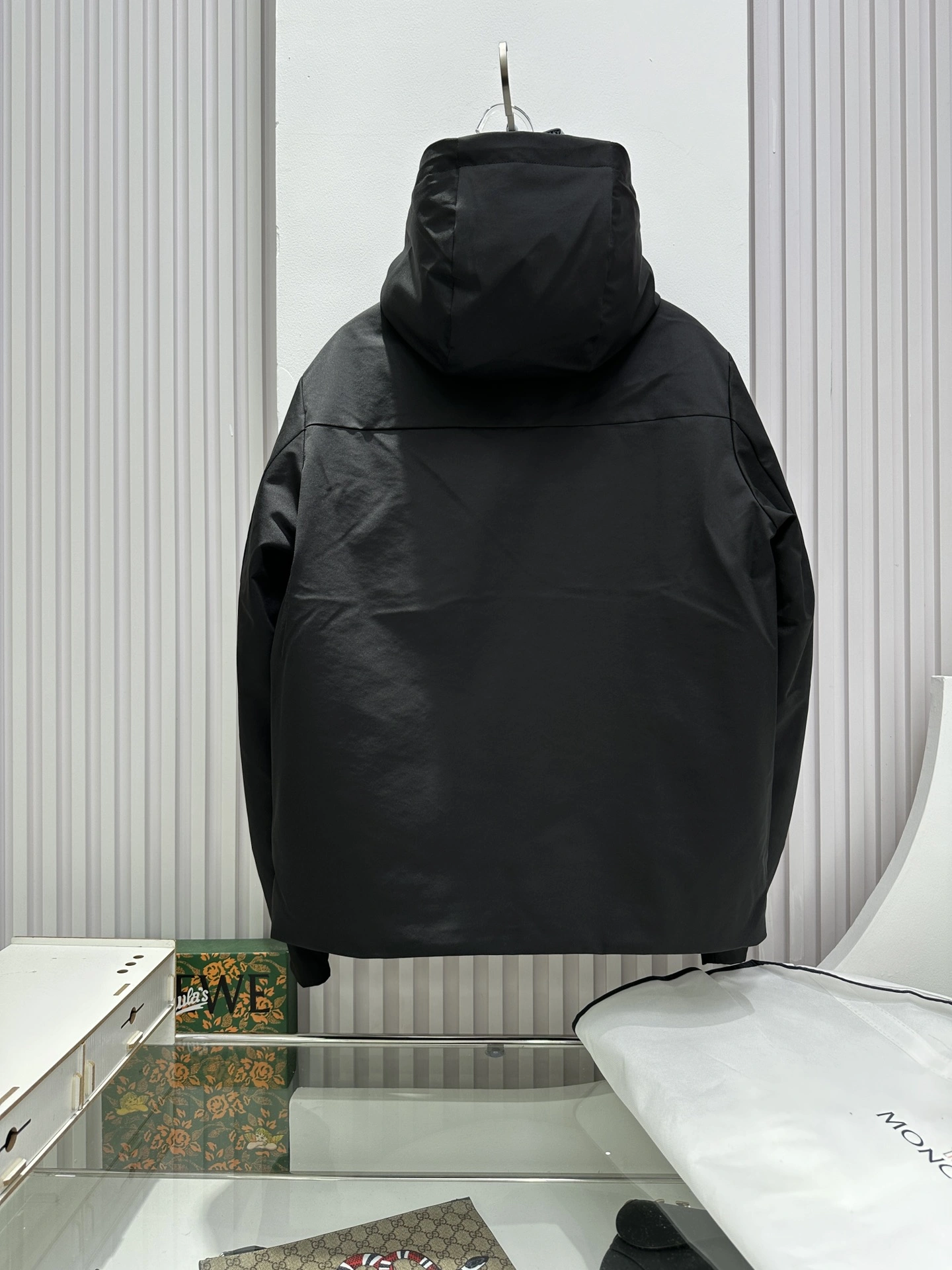 Moncler Down Jackets Original 146330